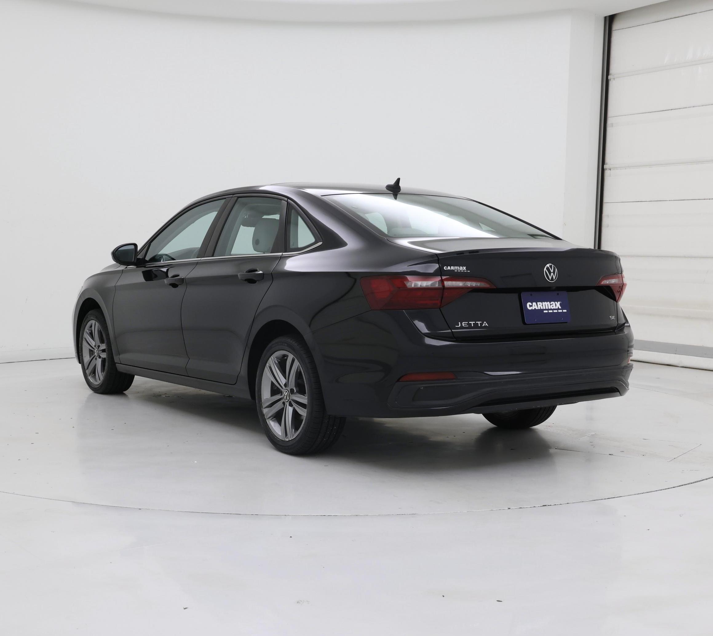 Thumbnail: 2022 Volkswagen Jetta - 2