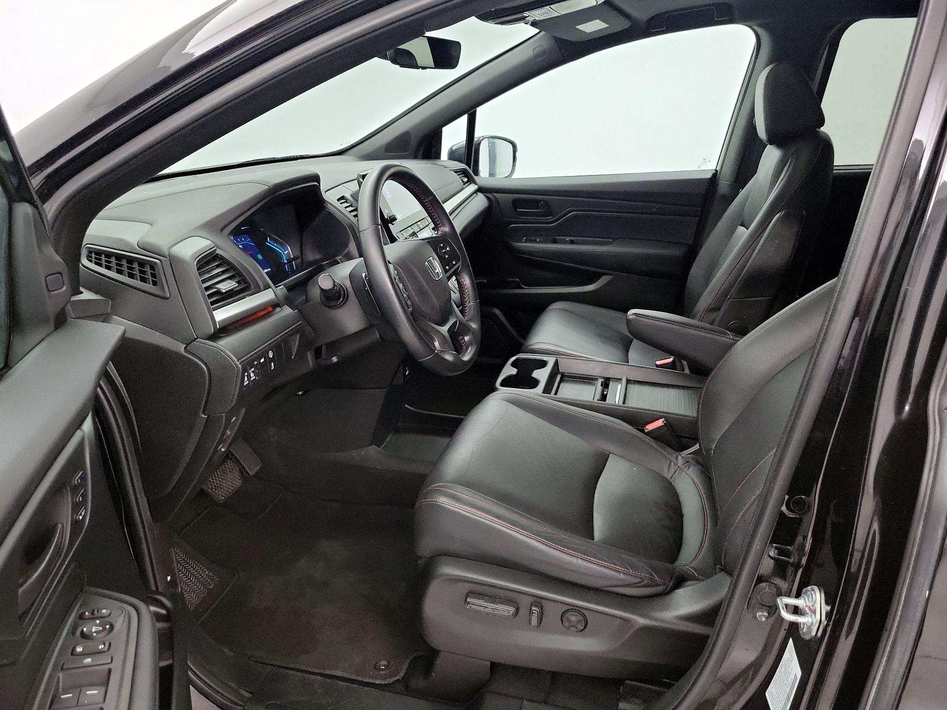 Thumbnail: 2023 Honda Odyssey - 11