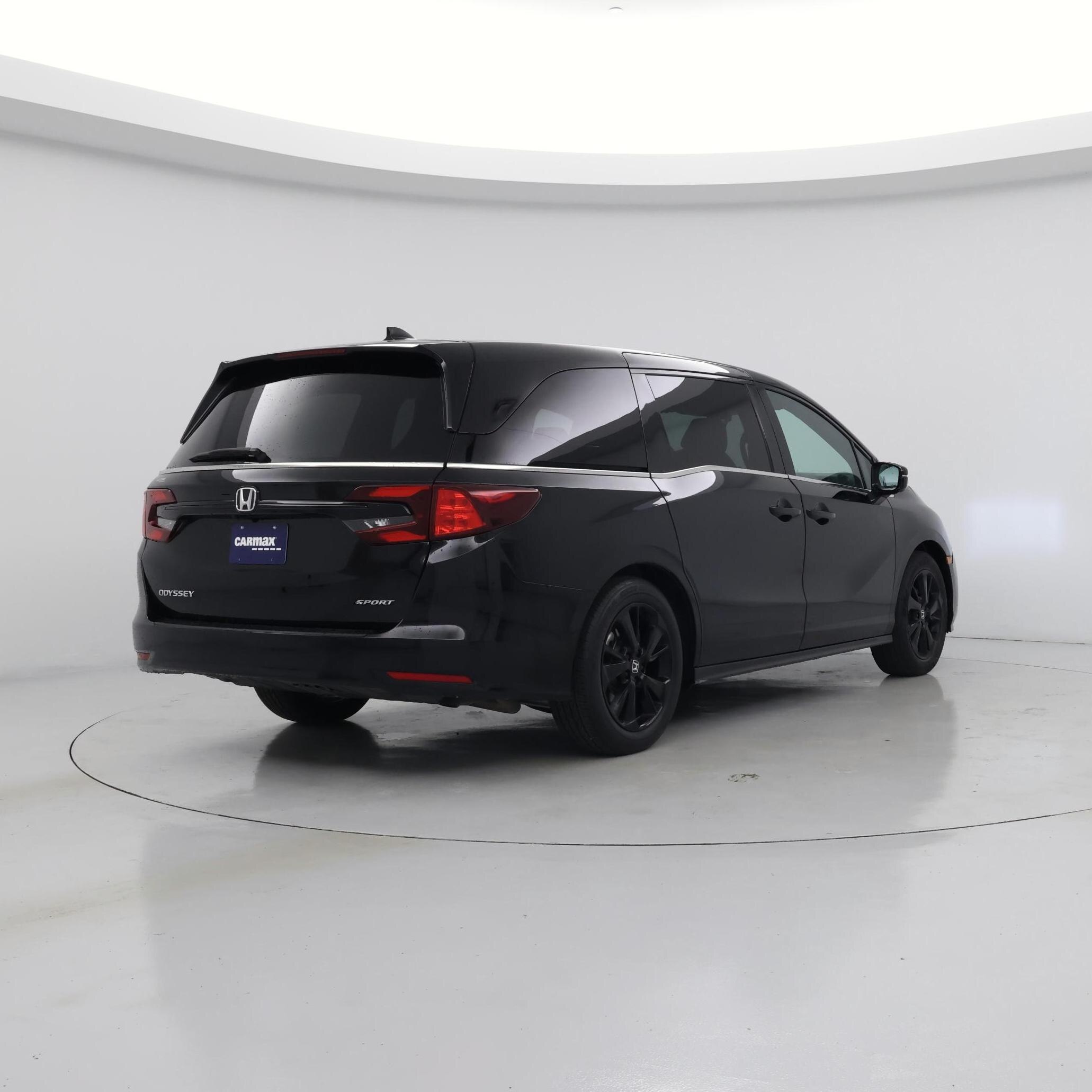Thumbnail: 2023 Honda Odyssey - 8