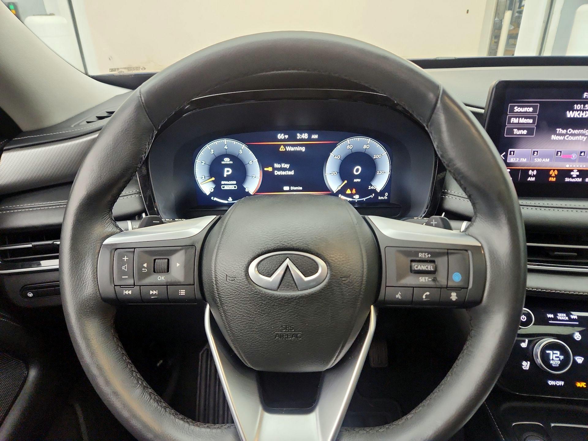 Thumbnail: 2023 INFINITI QX60 - 10