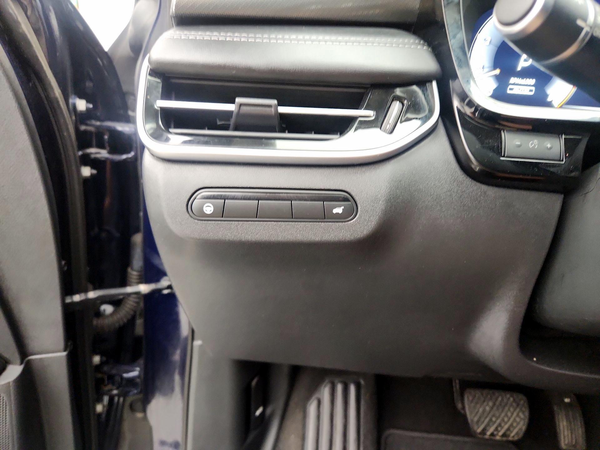 Thumbnail: 2023 INFINITI QX60 - 13