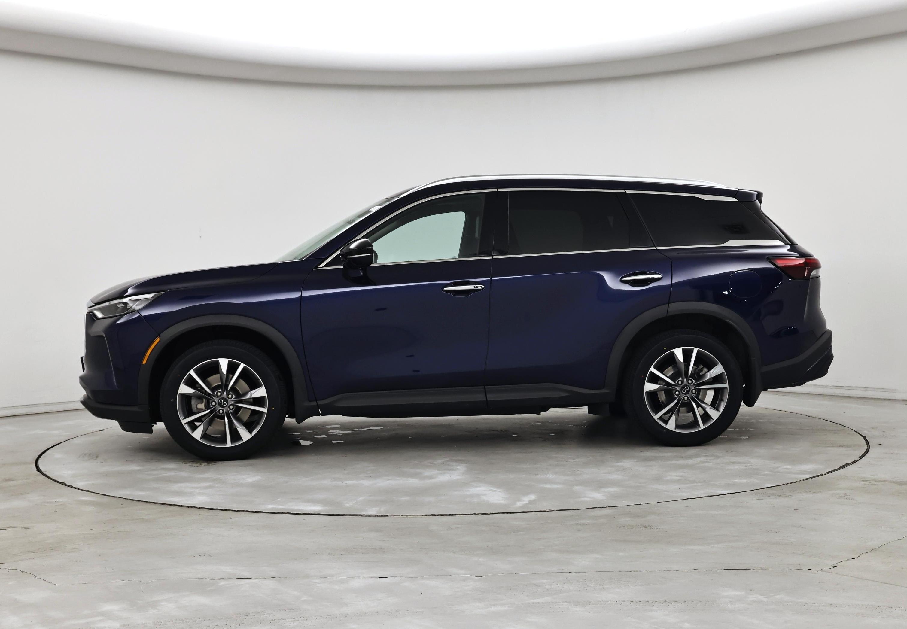 Thumbnail: 2023 INFINITI QX60 - 3