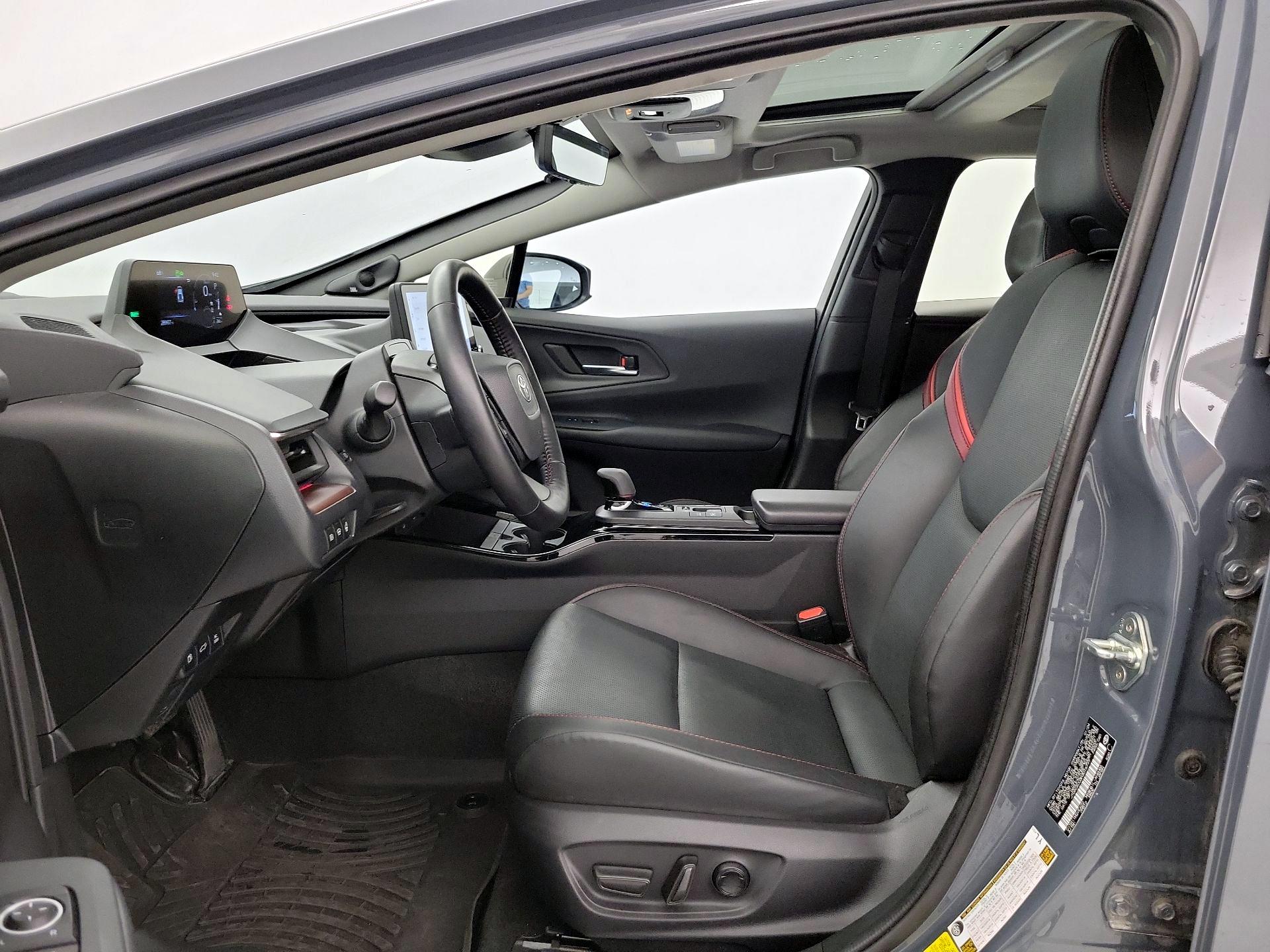 Thumbnail: 2024 Toyota Prius Prime - 11