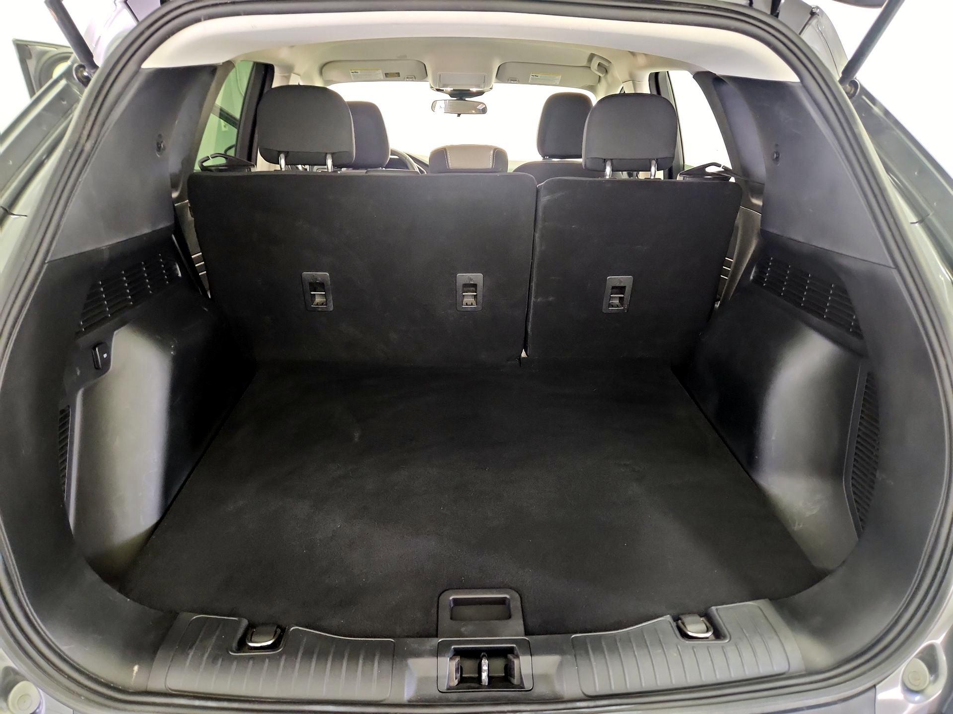 Thumbnail: 2022 Ford Escape - 20