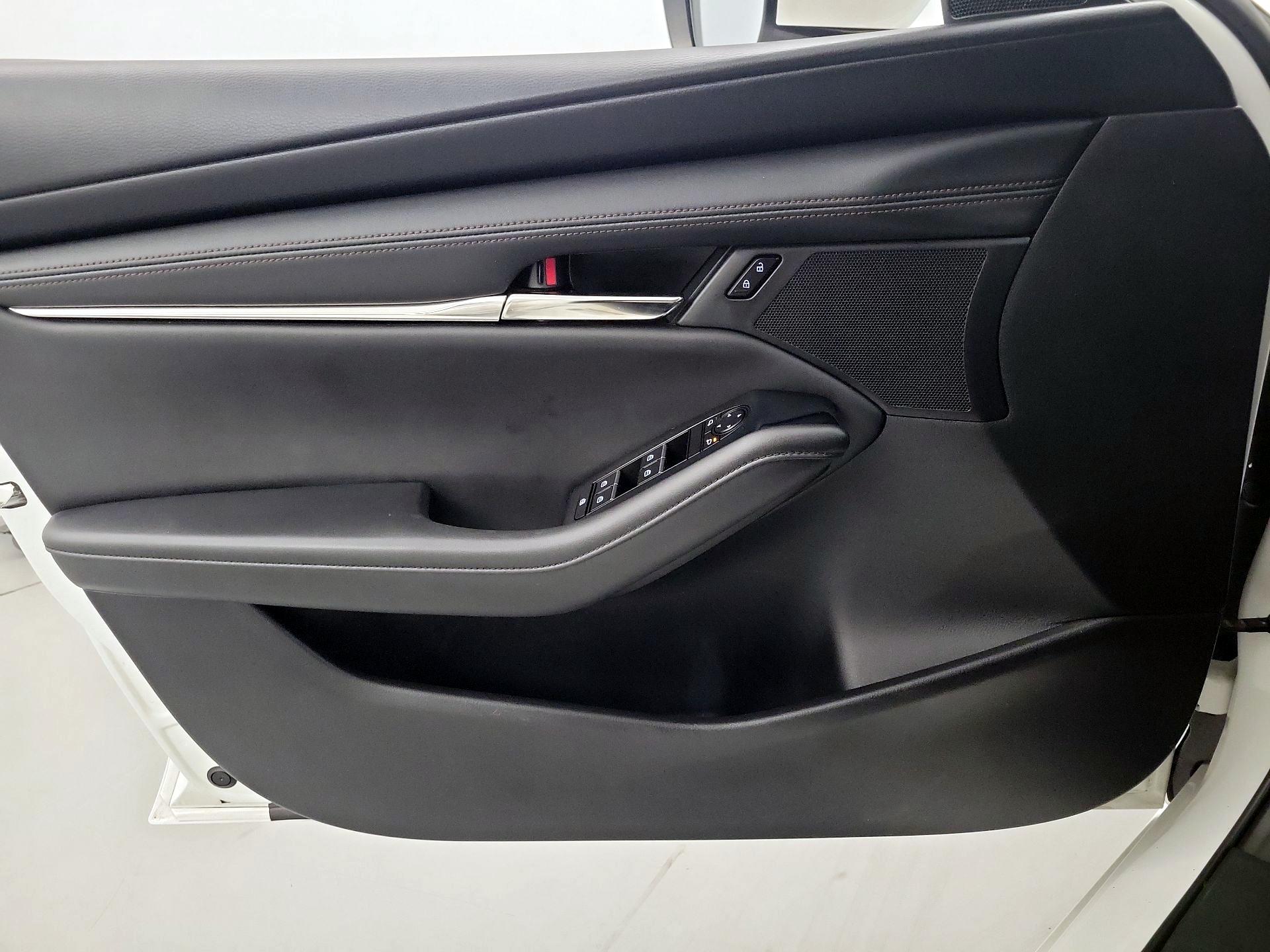Thumbnail: 2023 Mazda Mazda3 - 12
