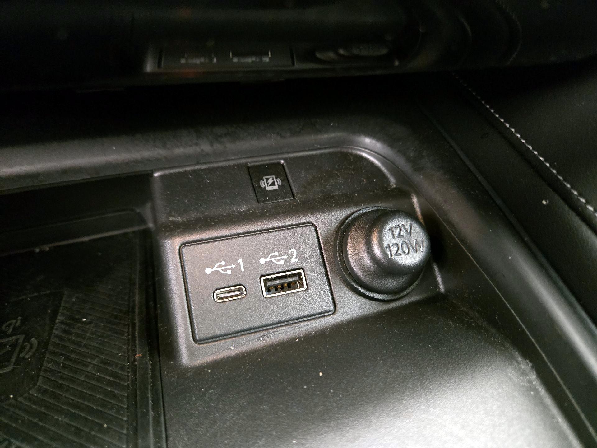 Thumbnail: 2023 INFINITI QX50 - 18