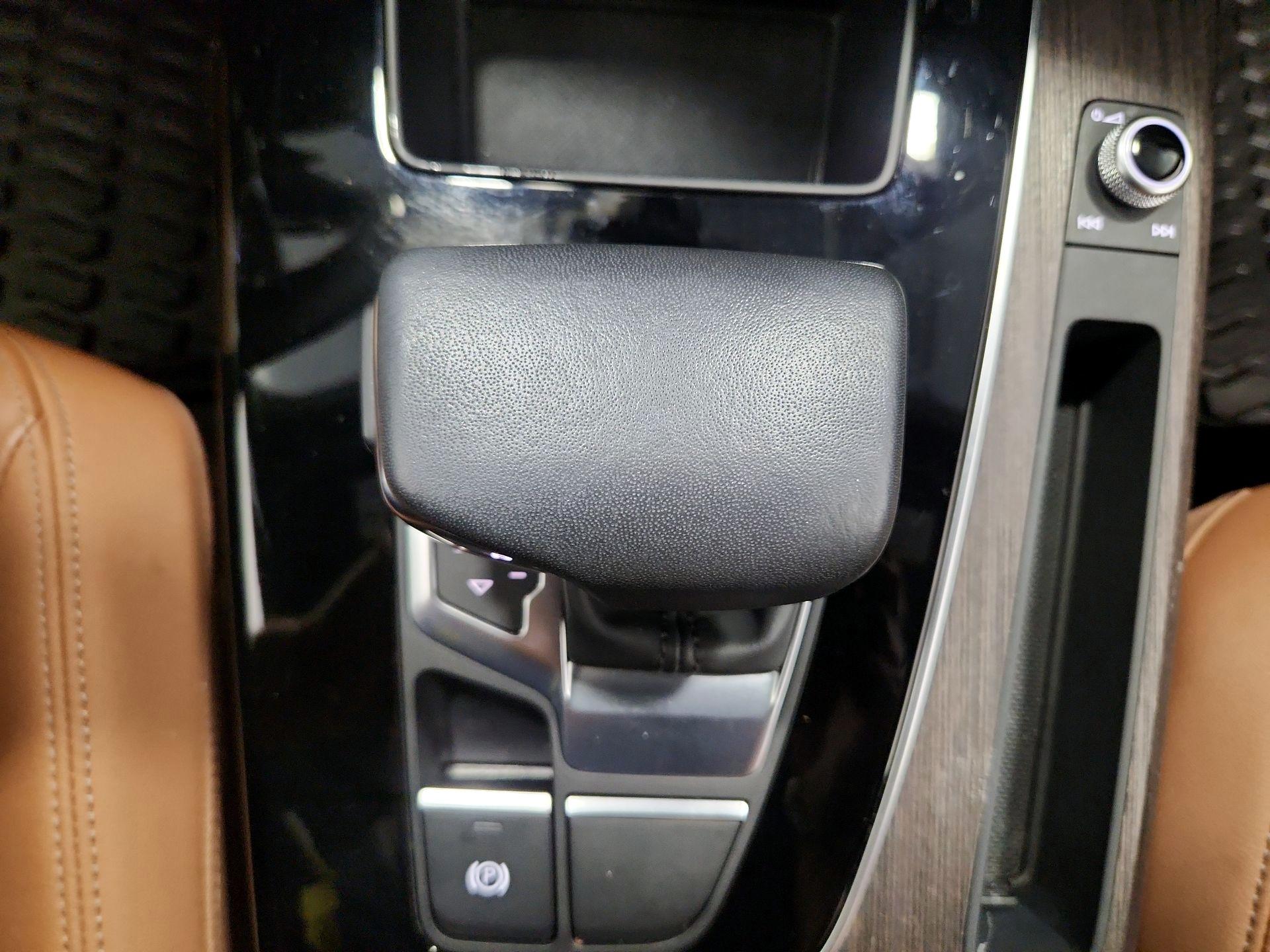 Thumbnail: 2023 Audi Q5 - 18