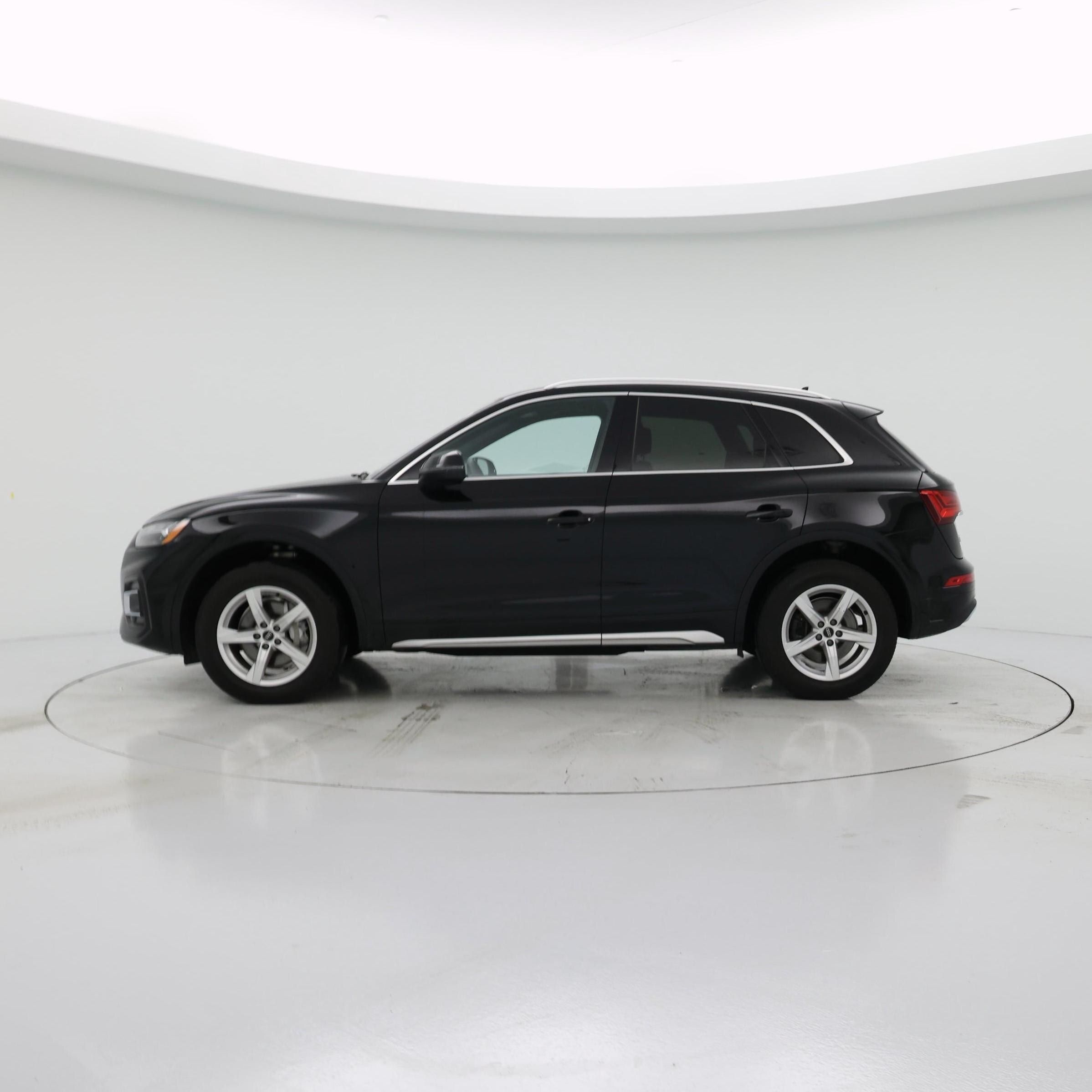 Thumbnail: 2023 Audi Q5 - 3