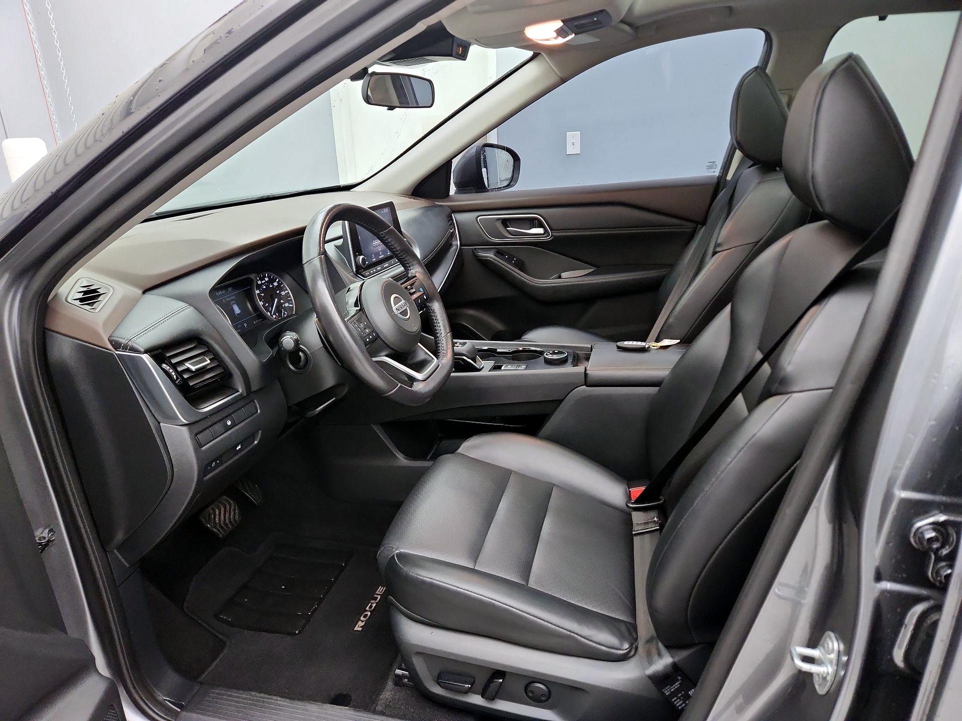 Thumbnail: 2021 Nissan Rogue - 11