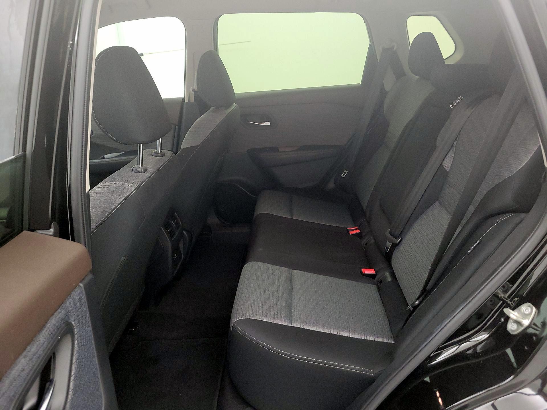 Thumbnail: 2023 Nissan Rogue - 19