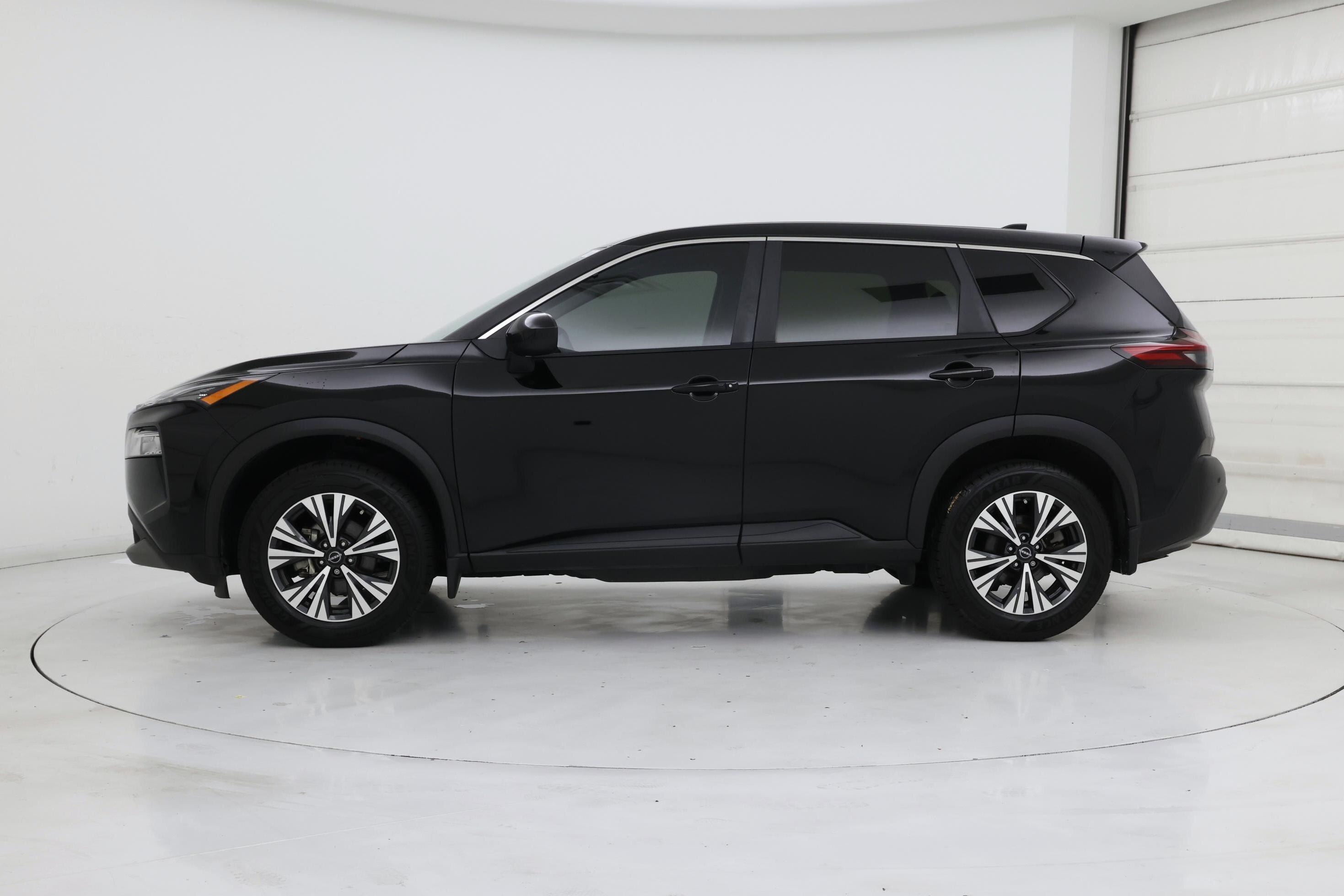 Thumbnail: 2023 Nissan Rogue - 3