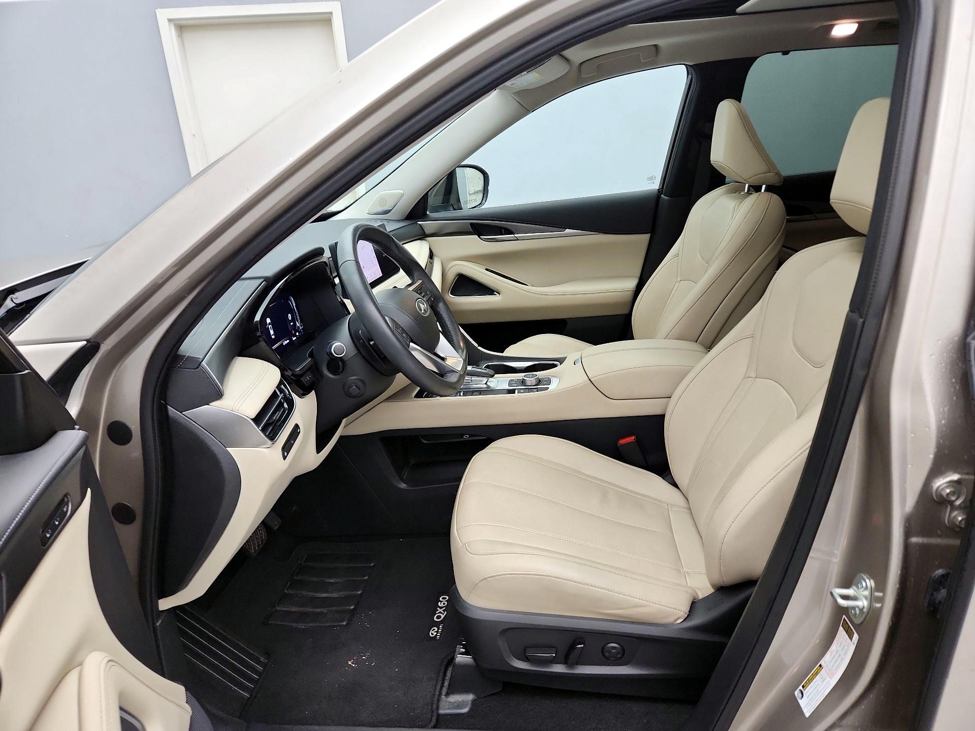 Thumbnail: 2023 INFINITI QX60 - 11