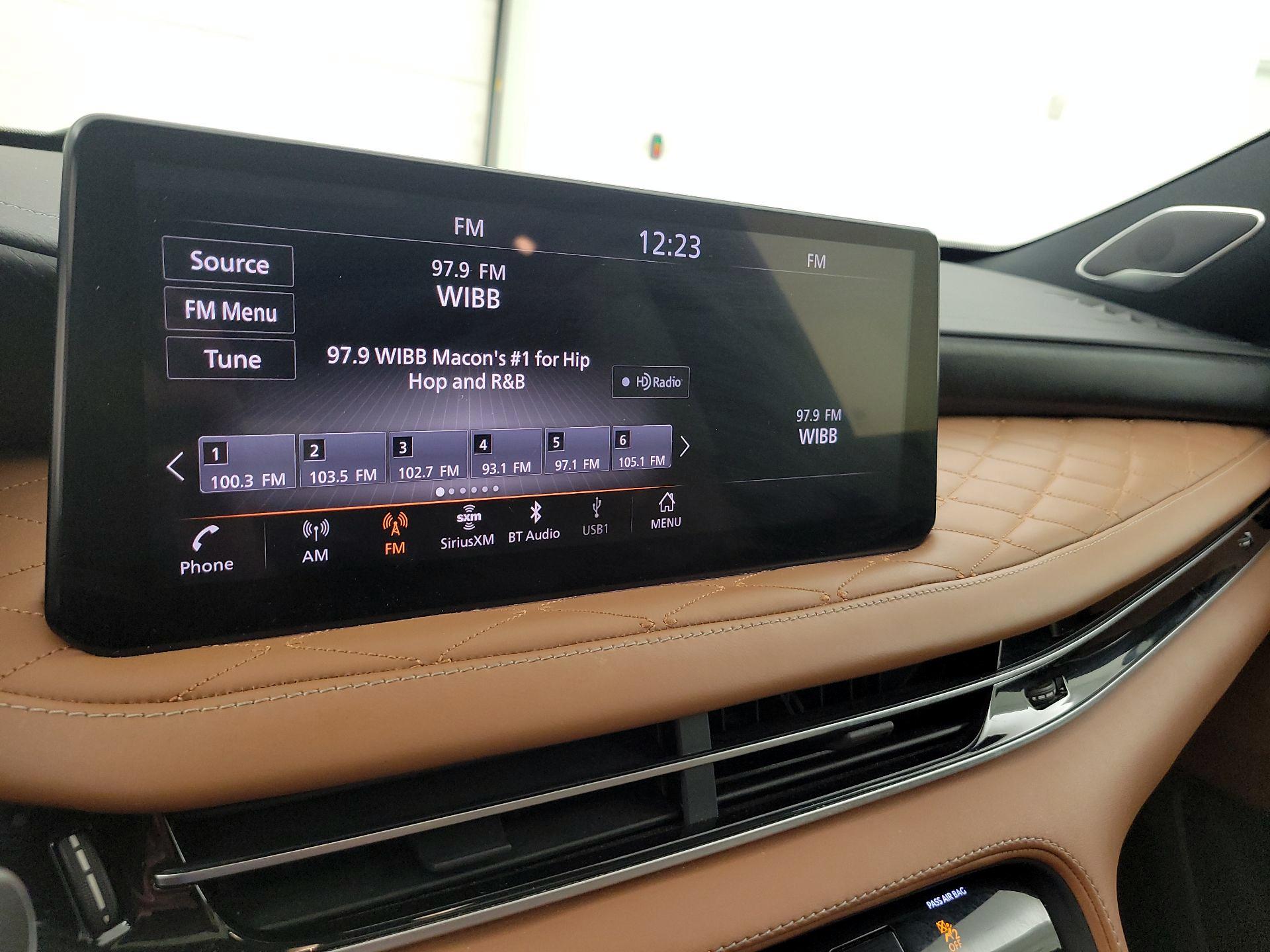 Thumbnail: 2022 INFINITI QX60 - 16