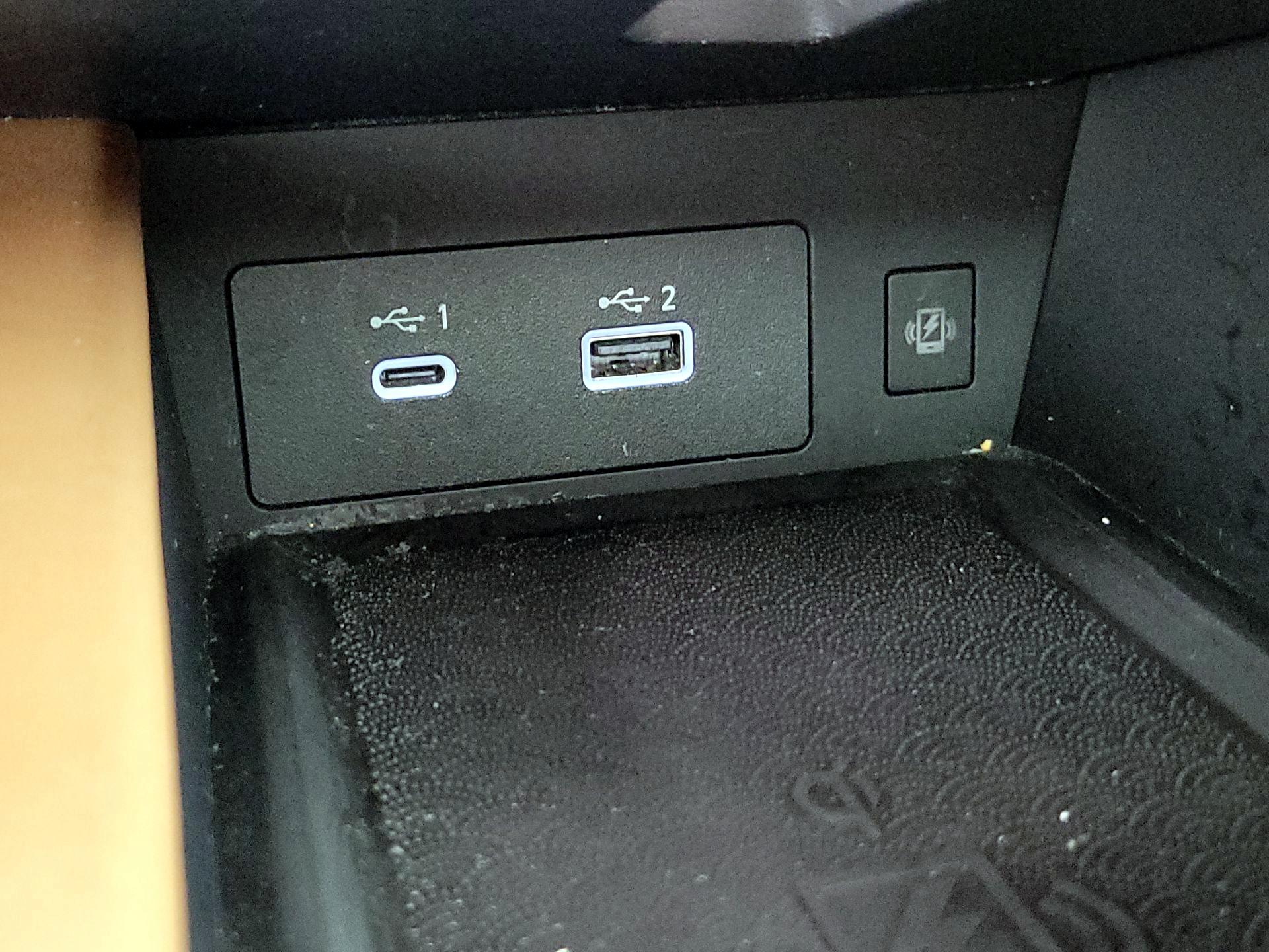 Thumbnail: 2022 INFINITI QX60 - 19