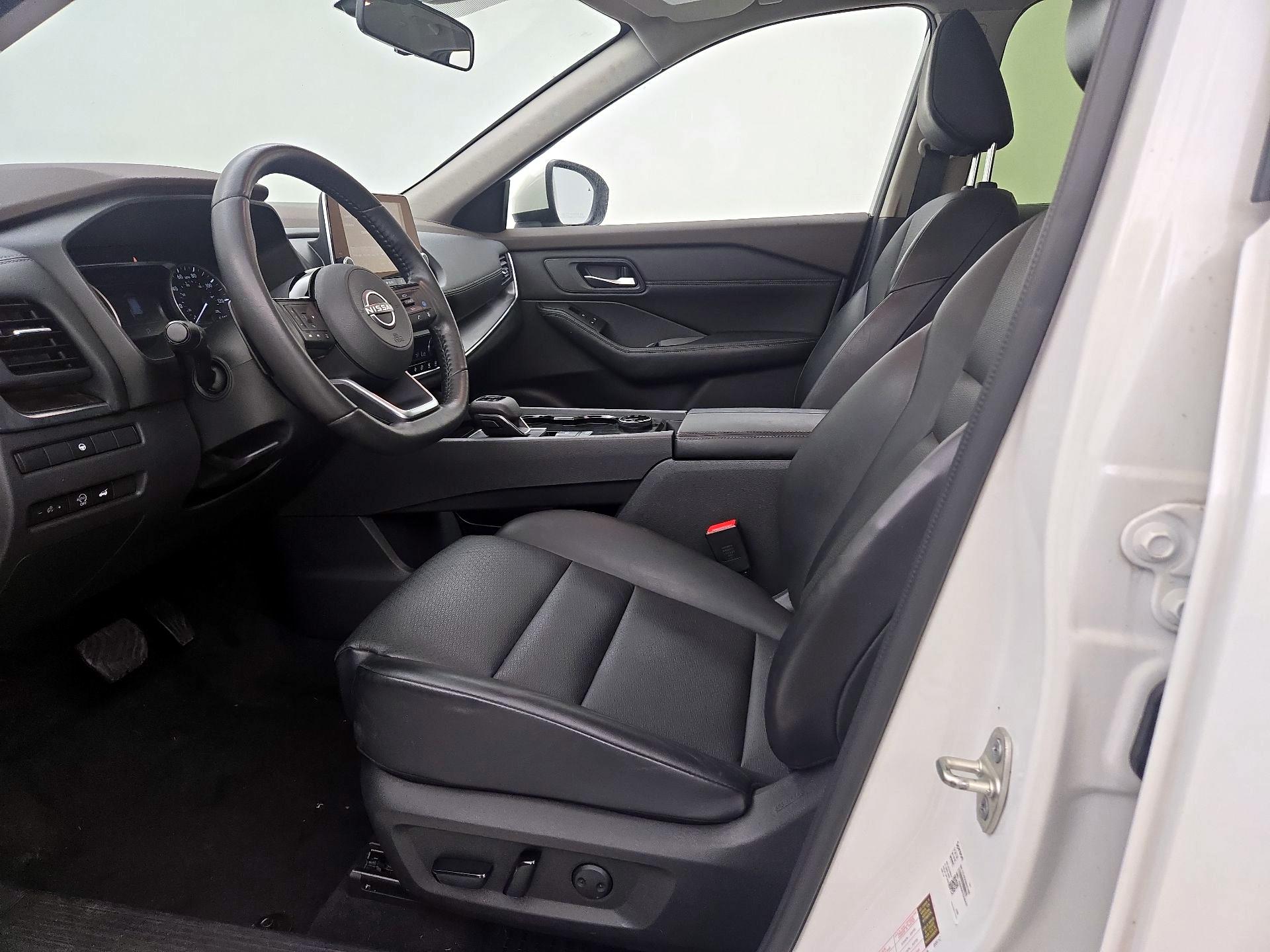Thumbnail: 2023 Nissan Rogue - 11