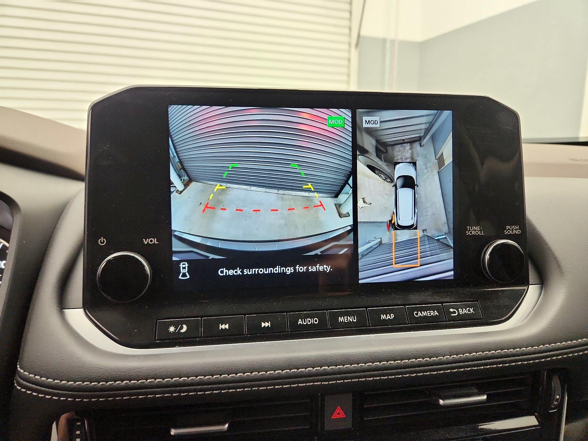 Thumbnail: 2023 Nissan Rogue - 15