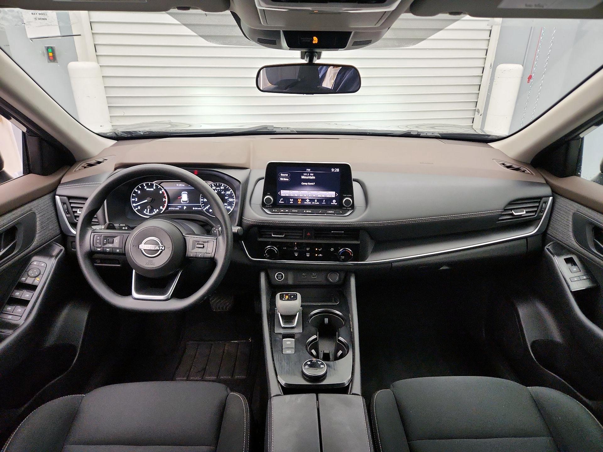 Thumbnail: 2023 Nissan Rogue - 9