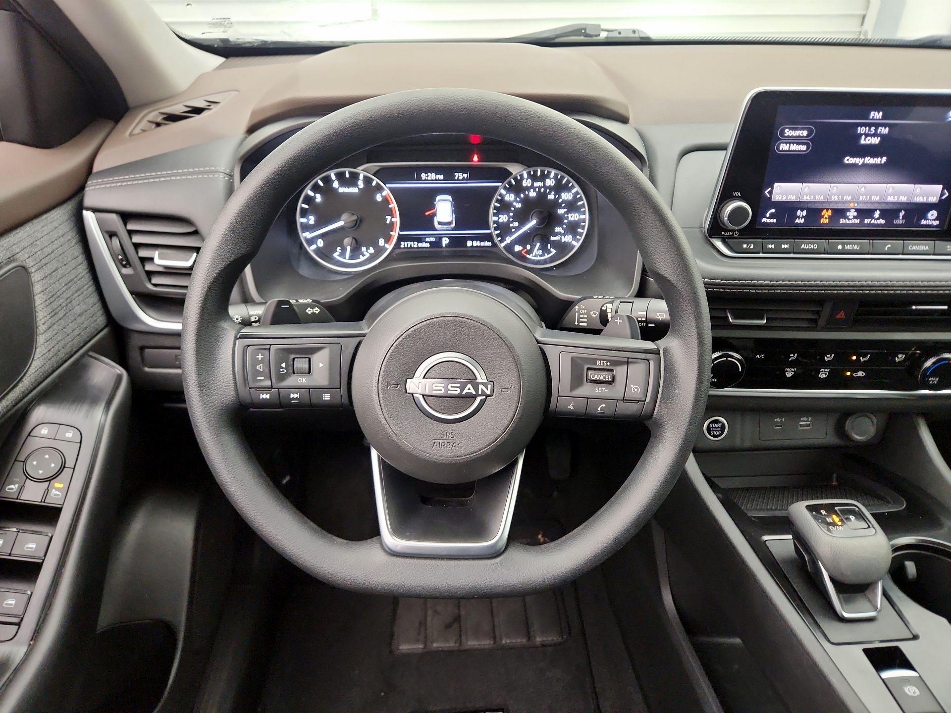 Thumbnail: 2023 Nissan Rogue - 10