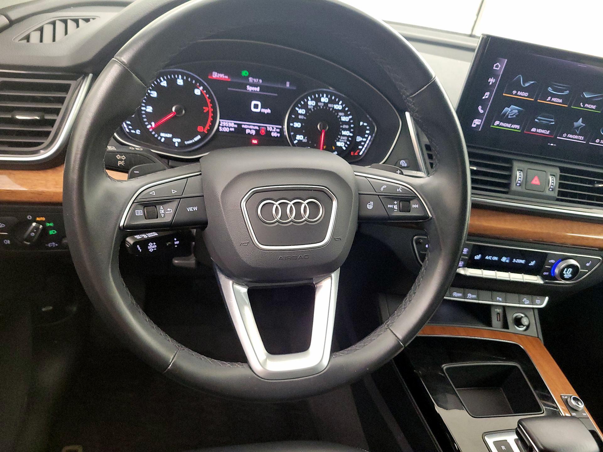 Thumbnail: 2023 Audi Q5 - 10