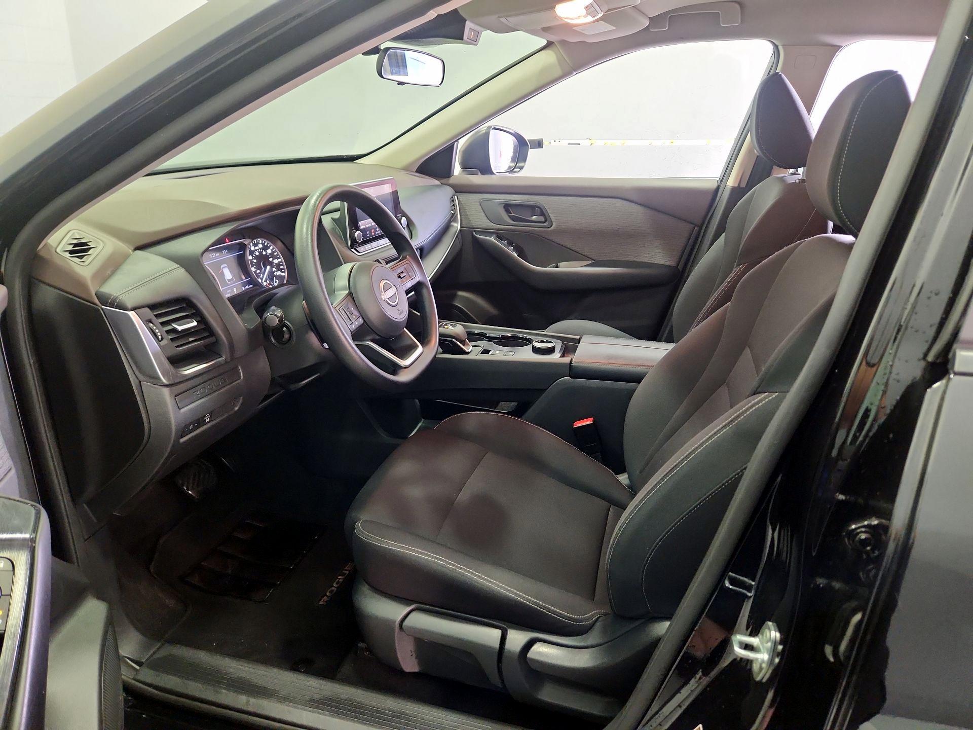 Thumbnail: 2023 Nissan Rogue - 11