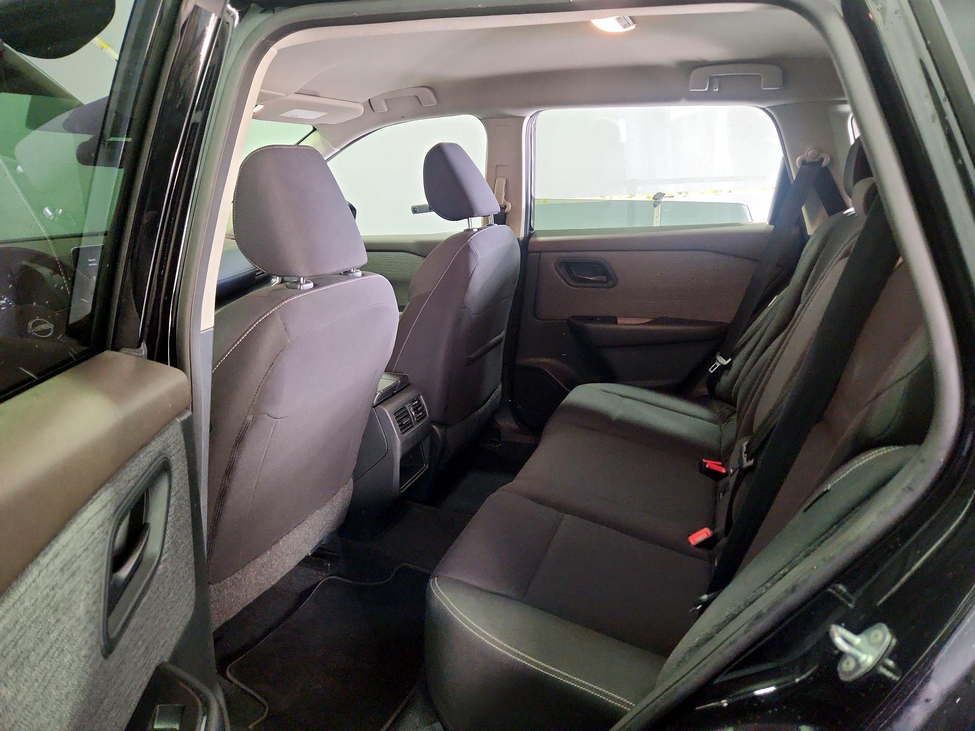 Thumbnail: 2023 Nissan Rogue - 19