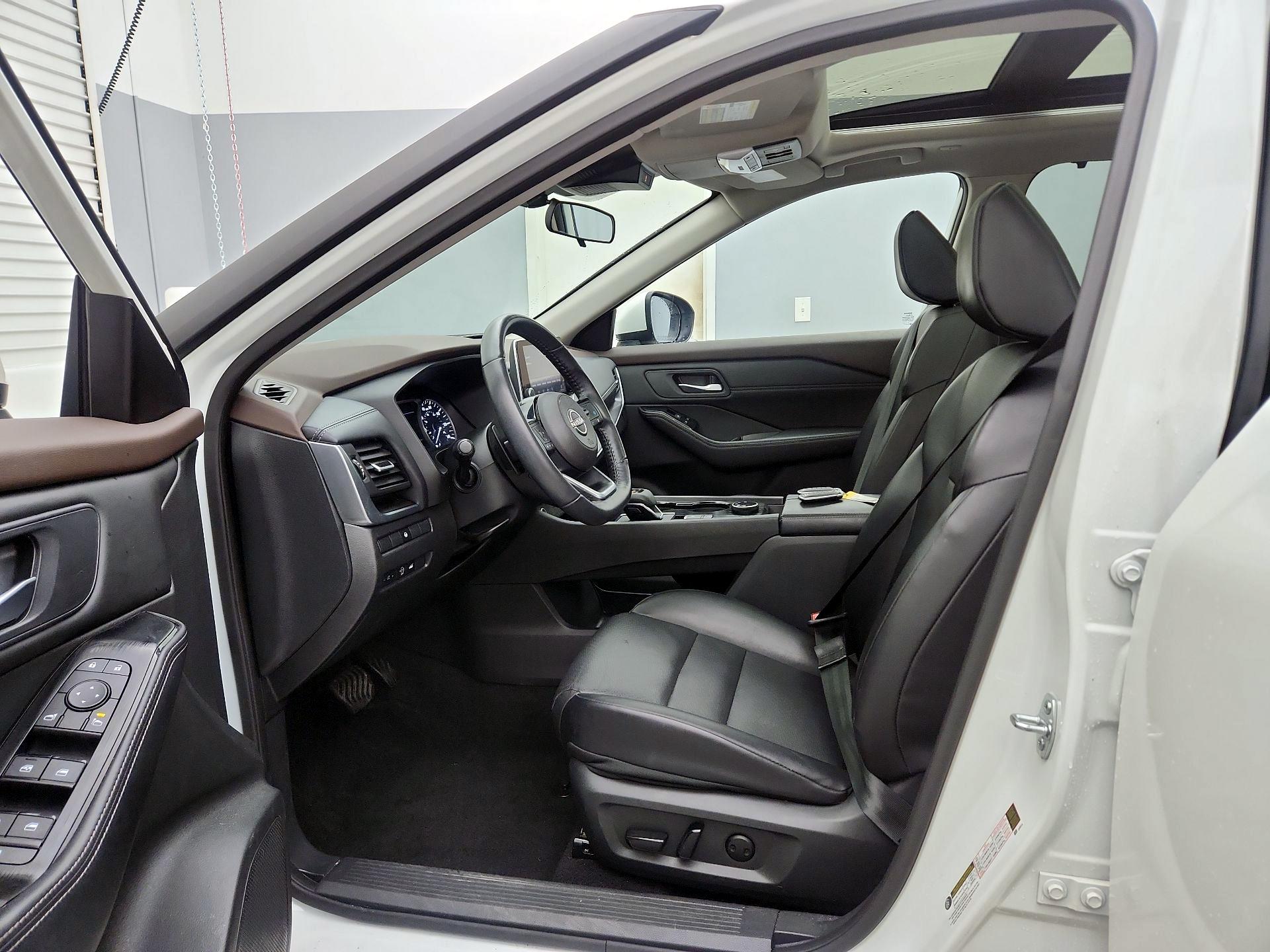 Thumbnail: 2023 Nissan Rogue - 11