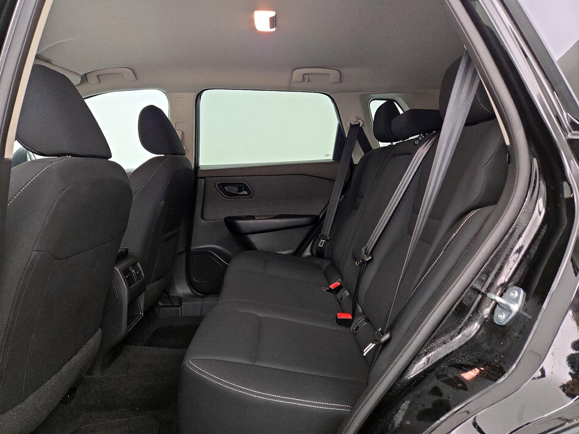 Thumbnail: 2023 Nissan Rogue - 18