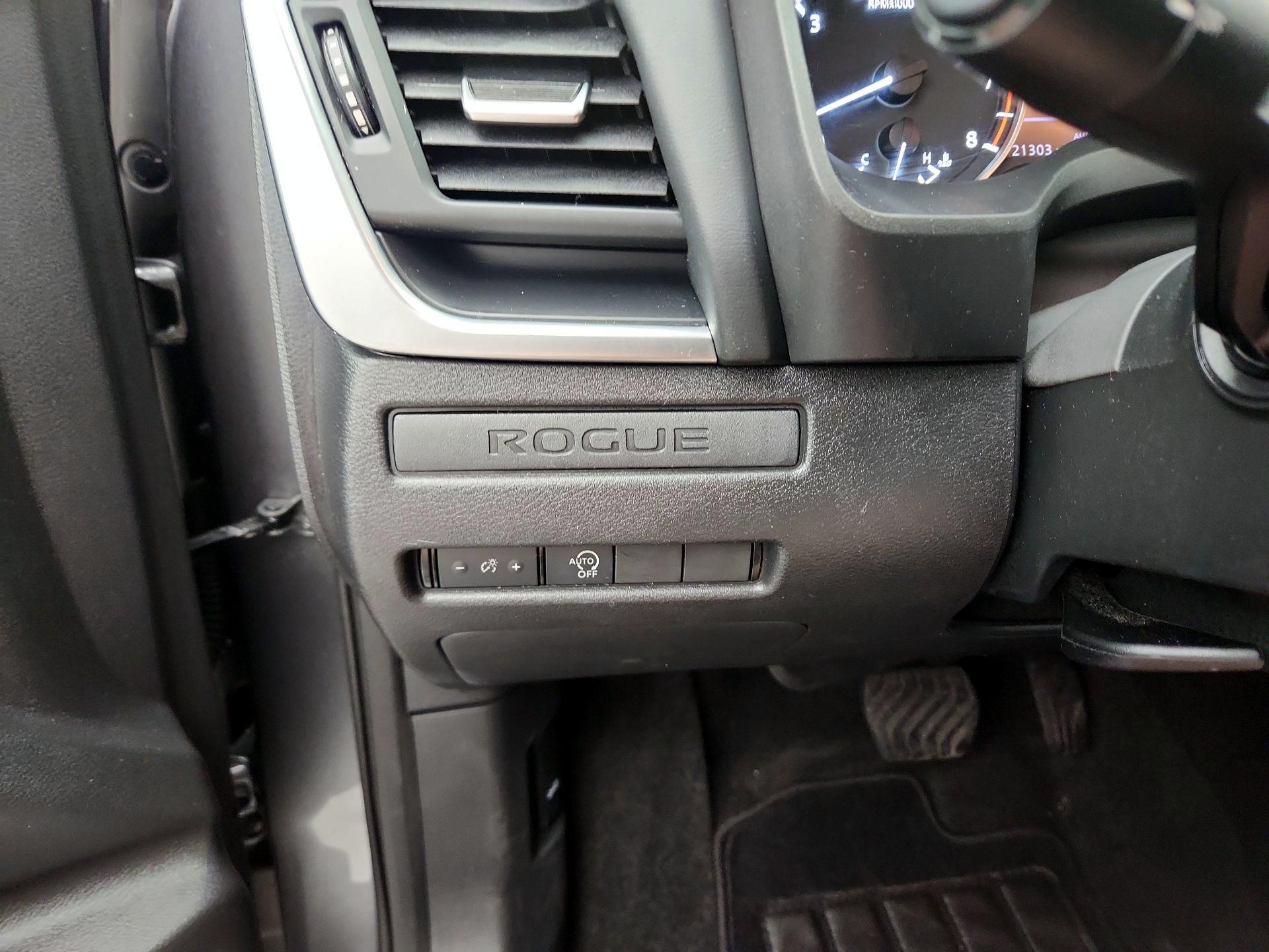 Thumbnail: 2023 Nissan Rogue - 13