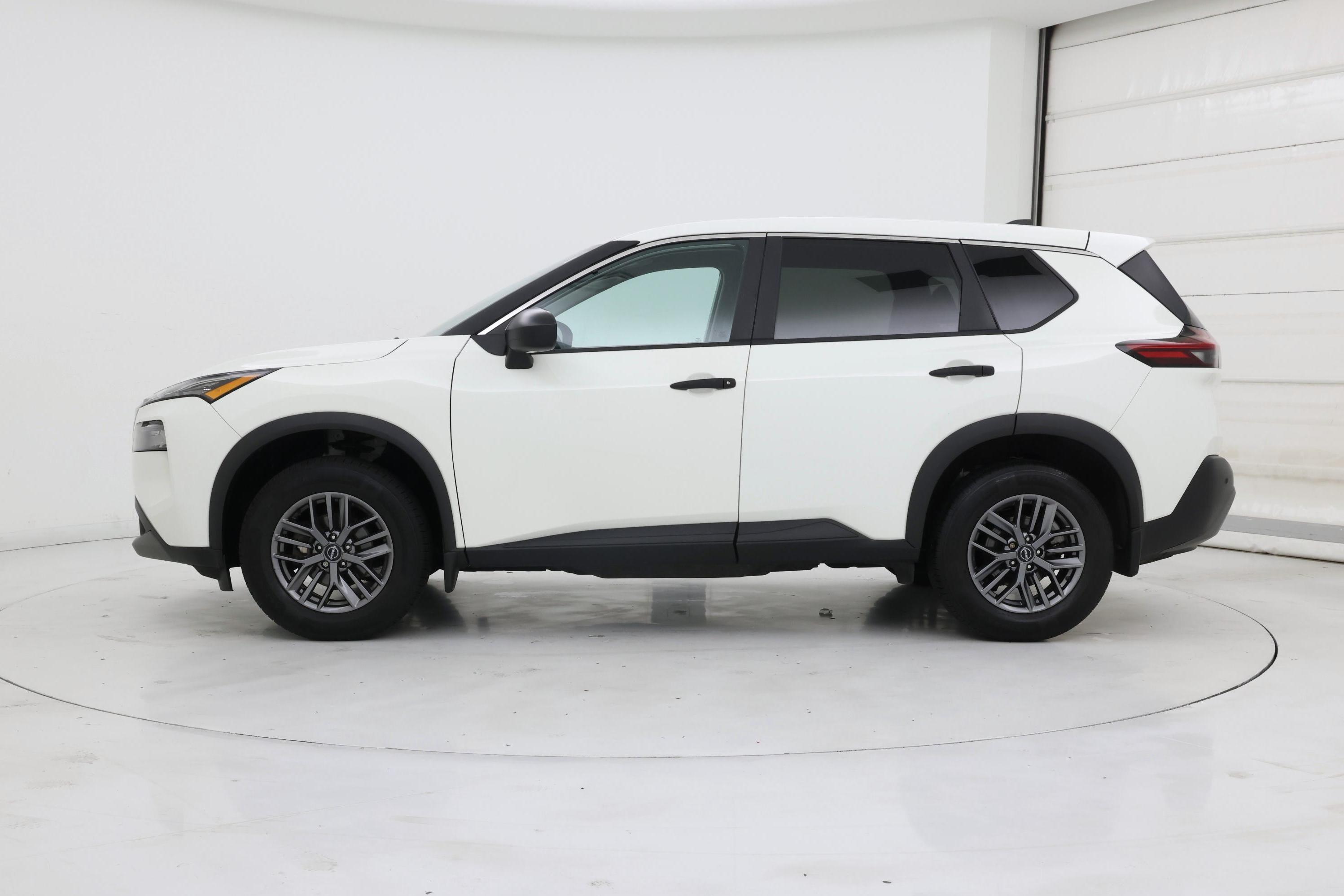 Thumbnail: 2023 Nissan Rogue - 3