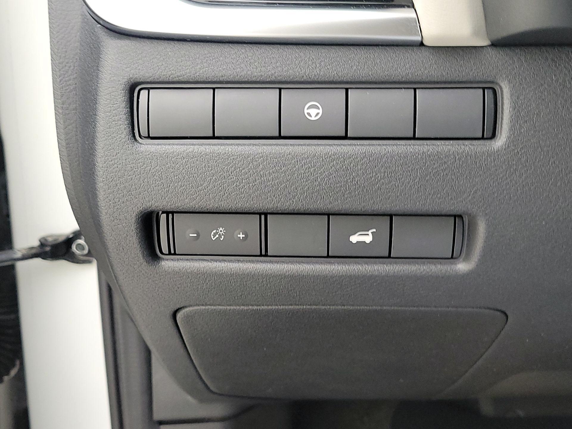 Thumbnail: 2023 Nissan Rogue - 13