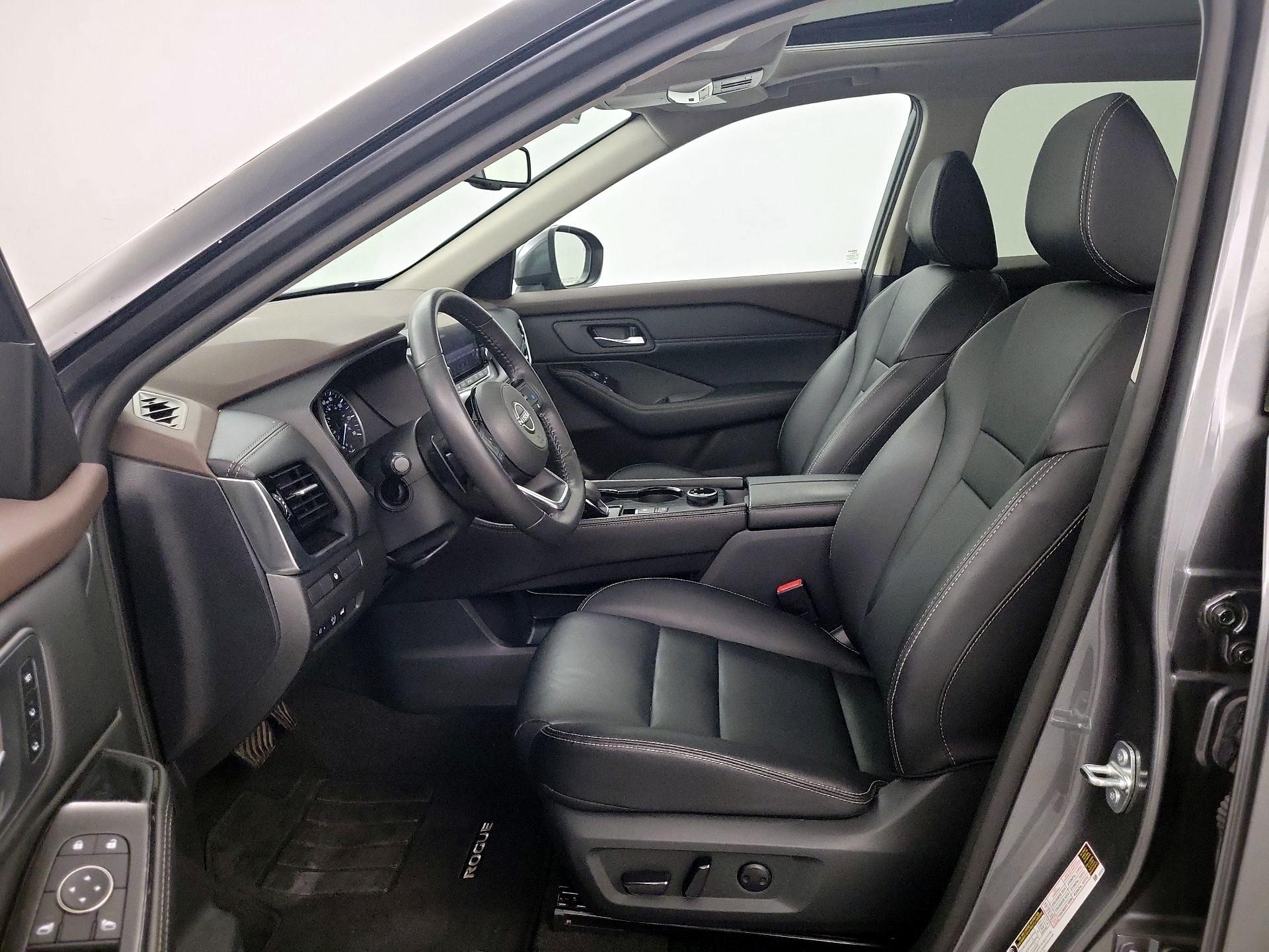 Thumbnail: 2023 Nissan Rogue - 11