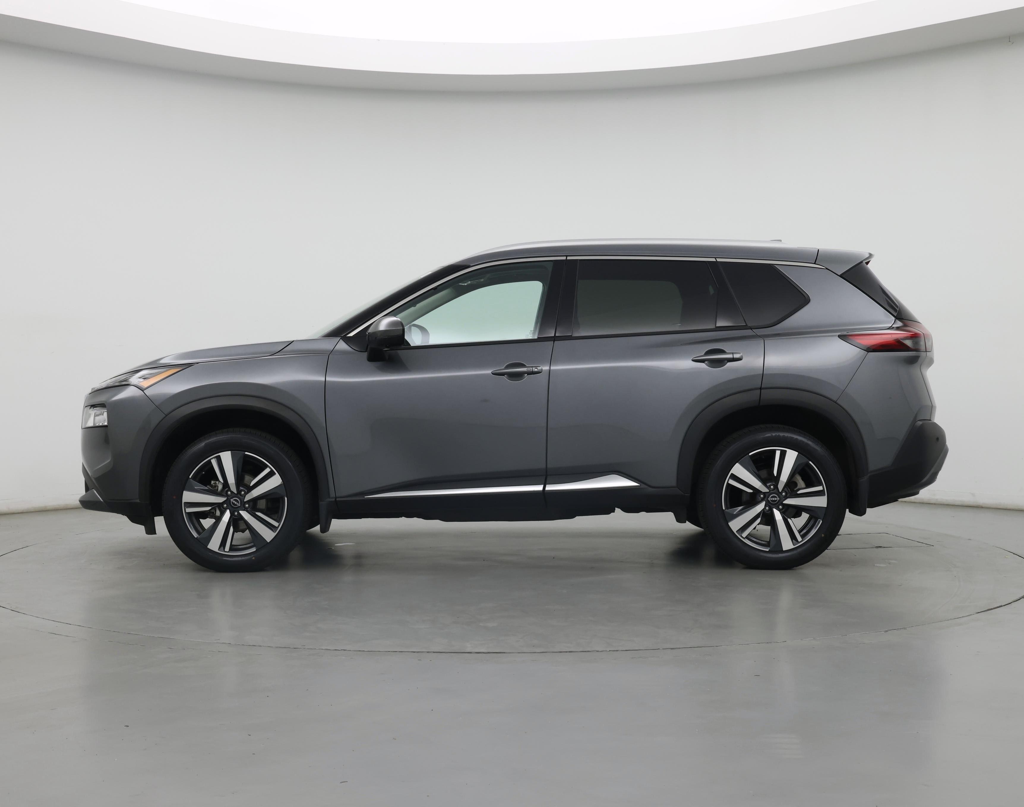 Thumbnail: 2023 Nissan Rogue - 3