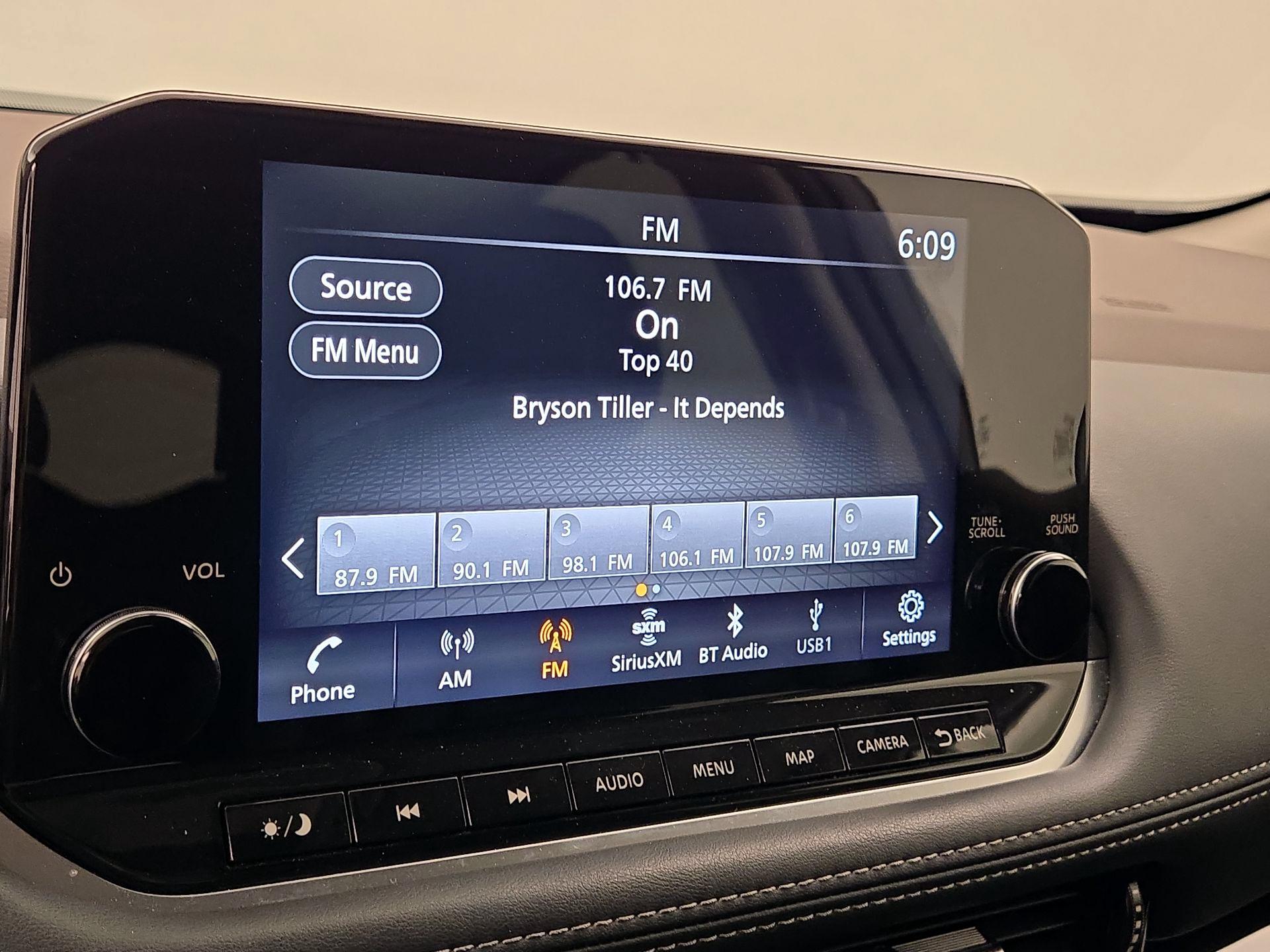 Thumbnail: 2023 Nissan Rogue - 15