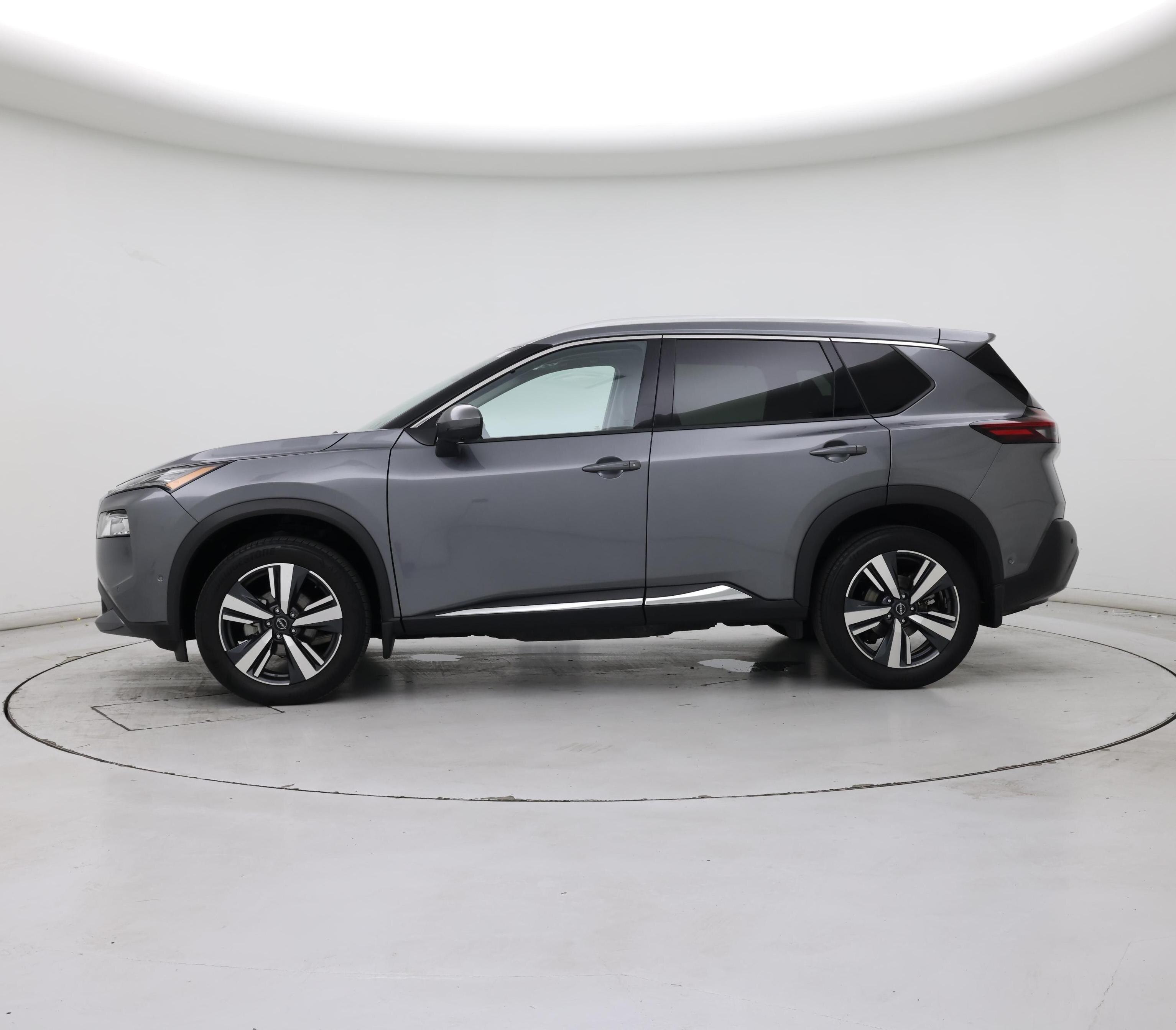 Thumbnail: 2023 Nissan Rogue - 3