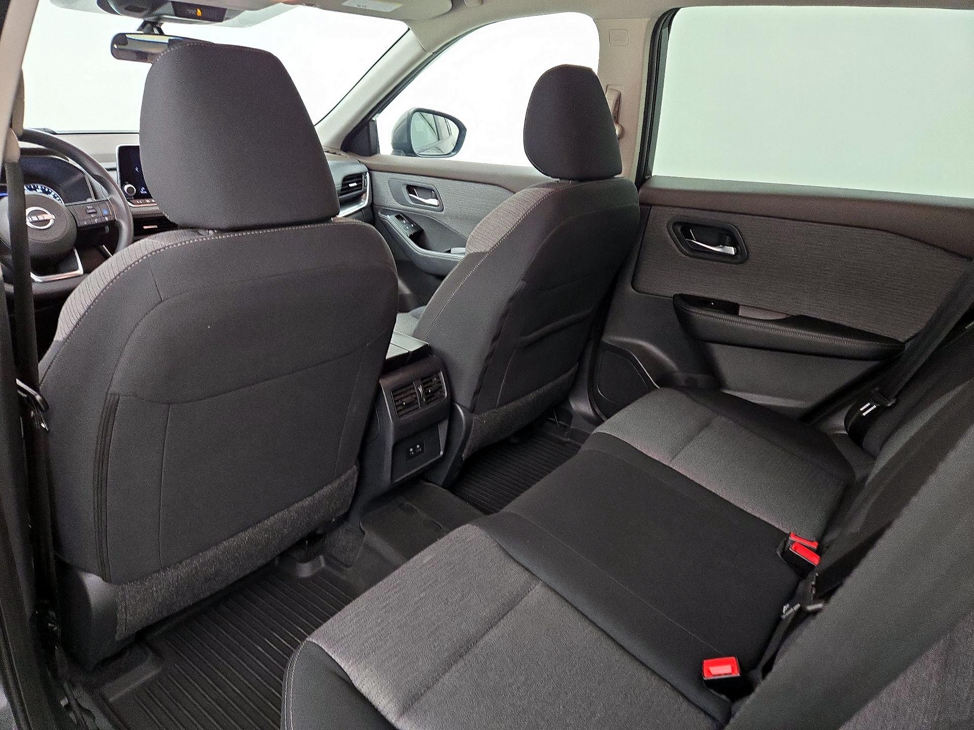 Thumbnail: 2023 Nissan Rogue - 19