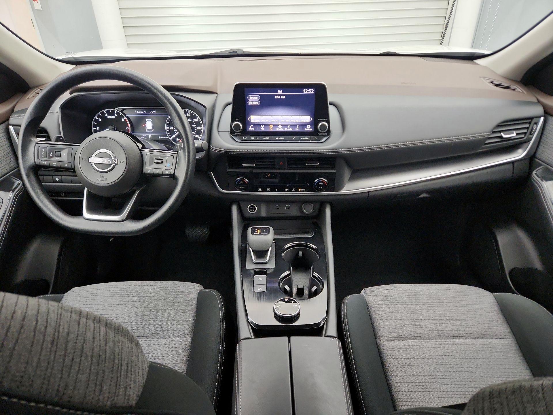 Thumbnail: 2023 Nissan Rogue - 9