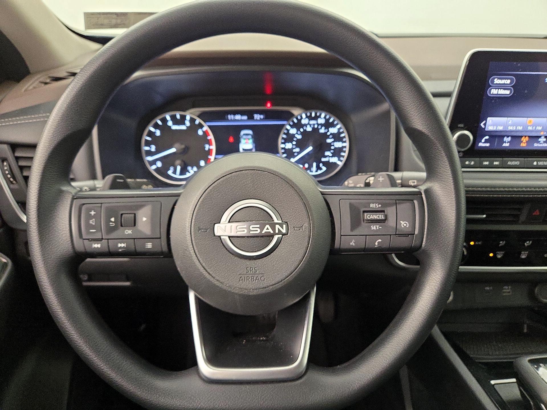 Thumbnail: 2023 Nissan Rogue - 10