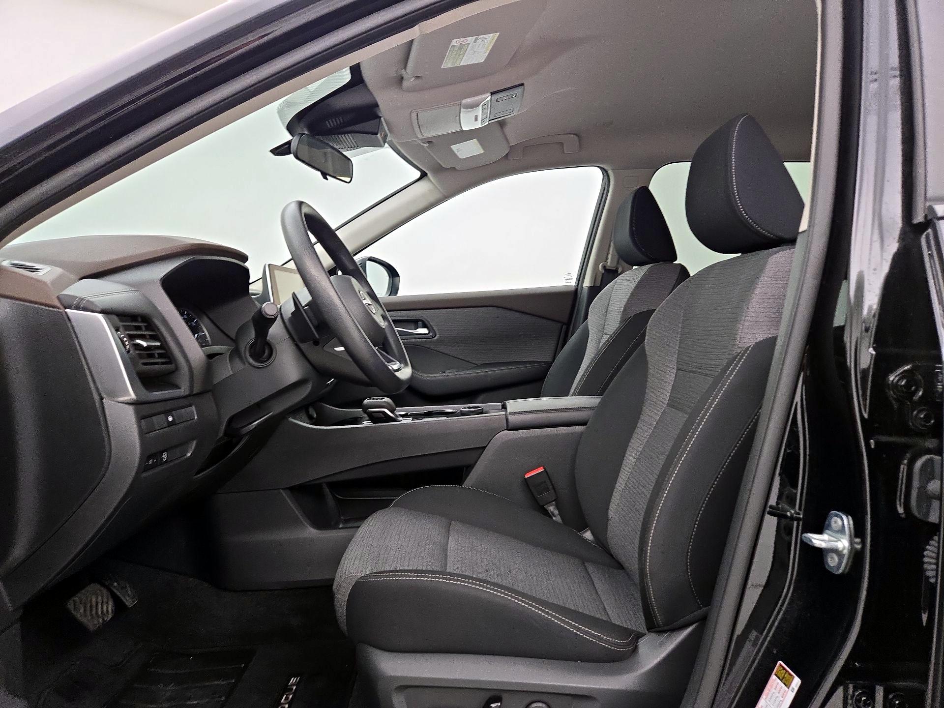 Thumbnail: 2023 Nissan Rogue - 11