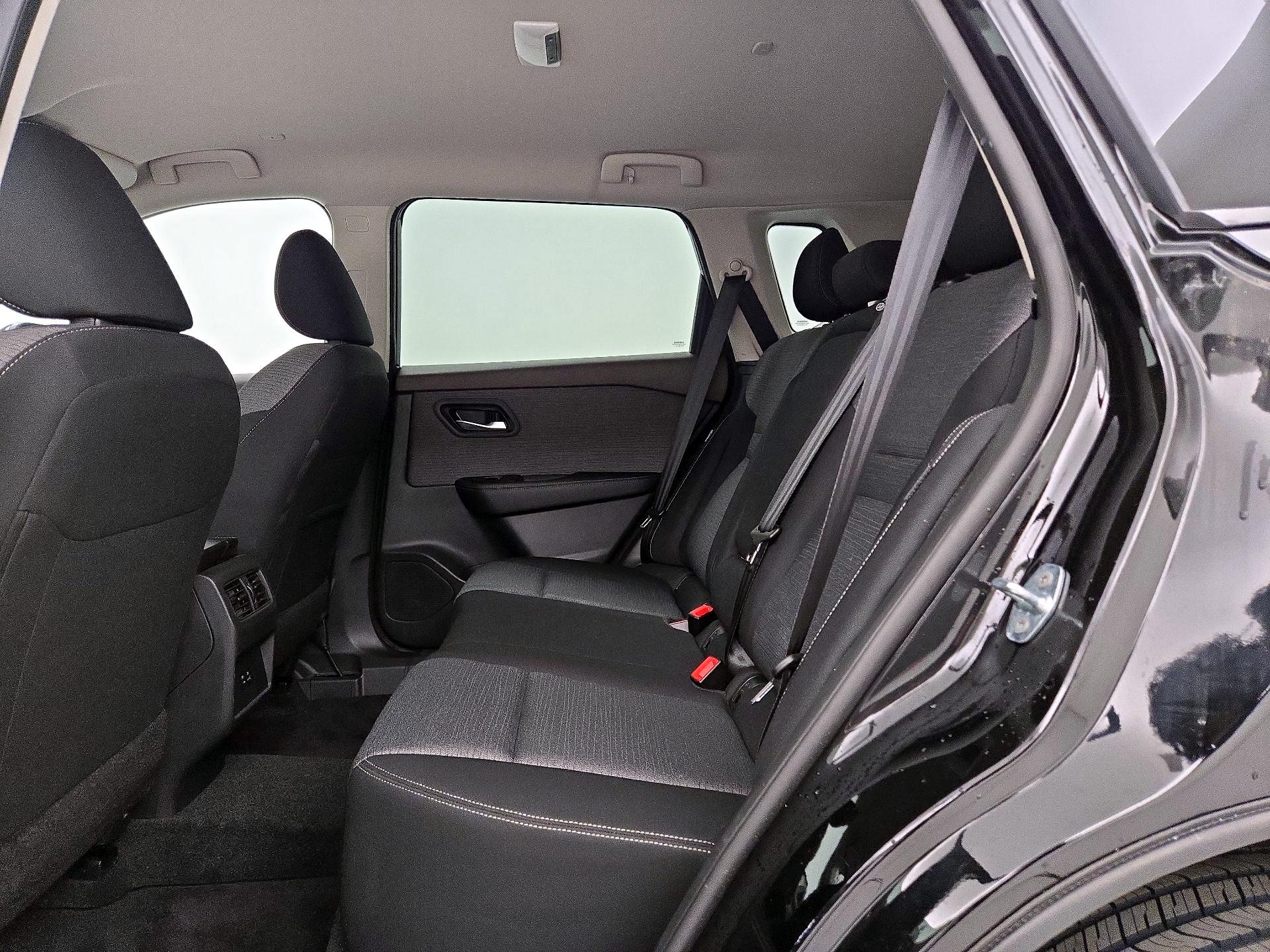 Thumbnail: 2023 Nissan Rogue - 18