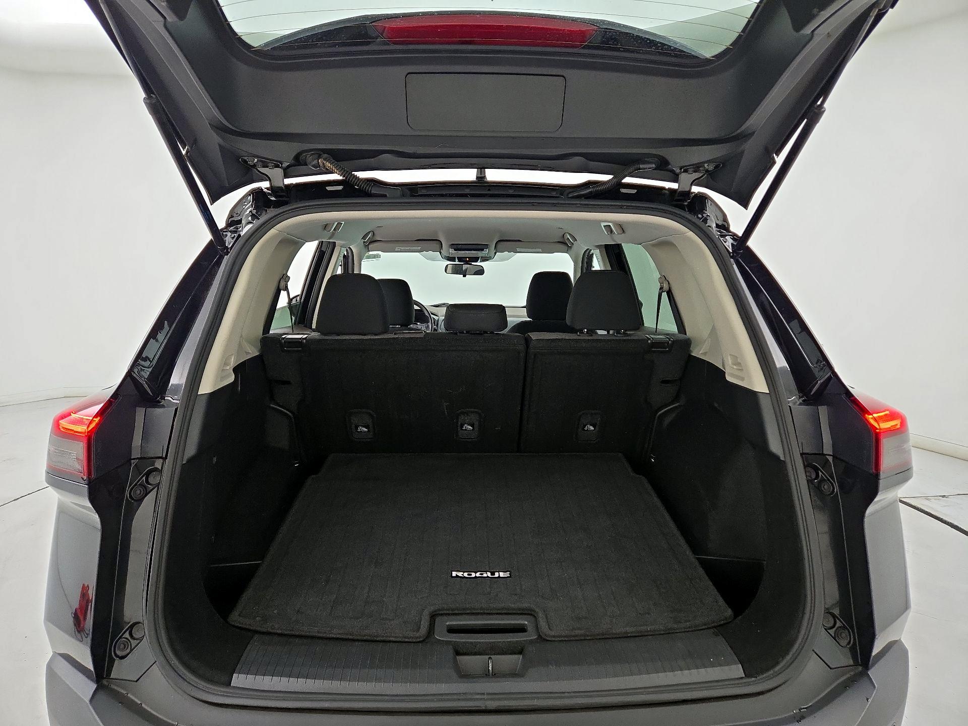 Thumbnail: 2023 Nissan Rogue - 19