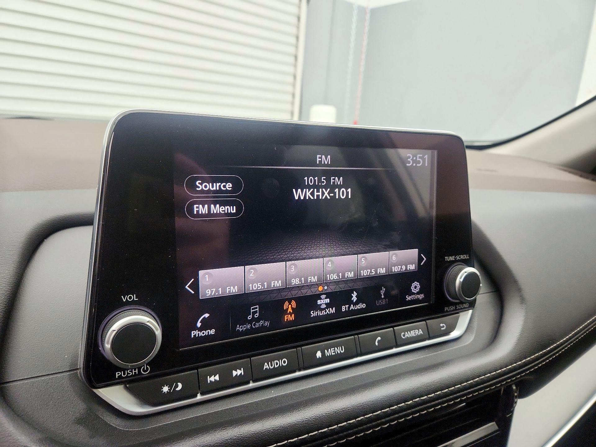 Thumbnail: 2023 Nissan Rogue - 15