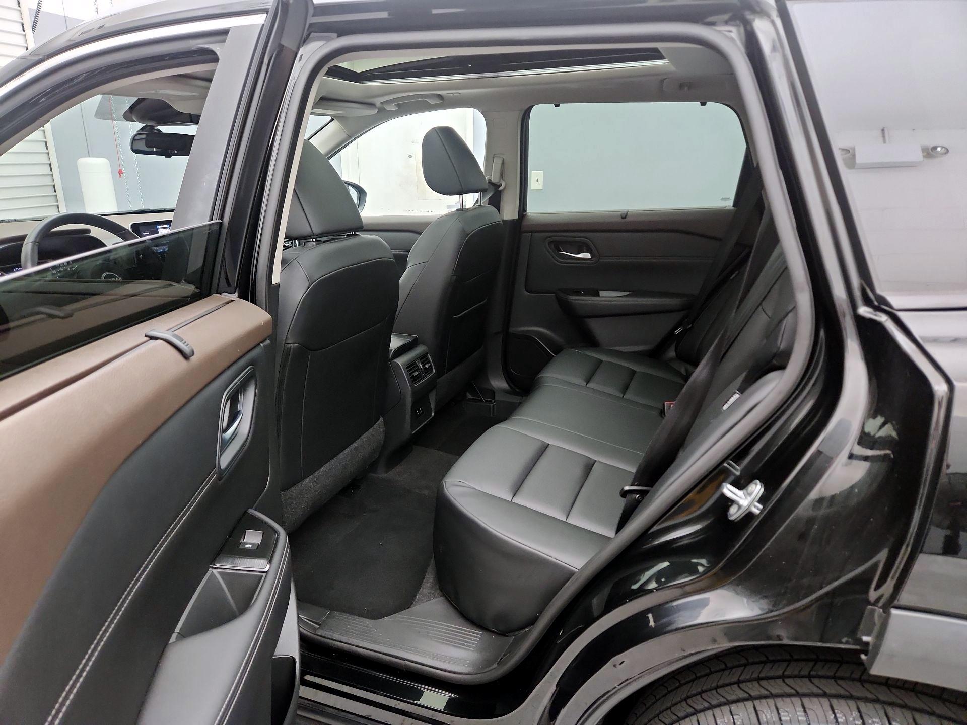 Thumbnail: 2023 Nissan Rogue - 20