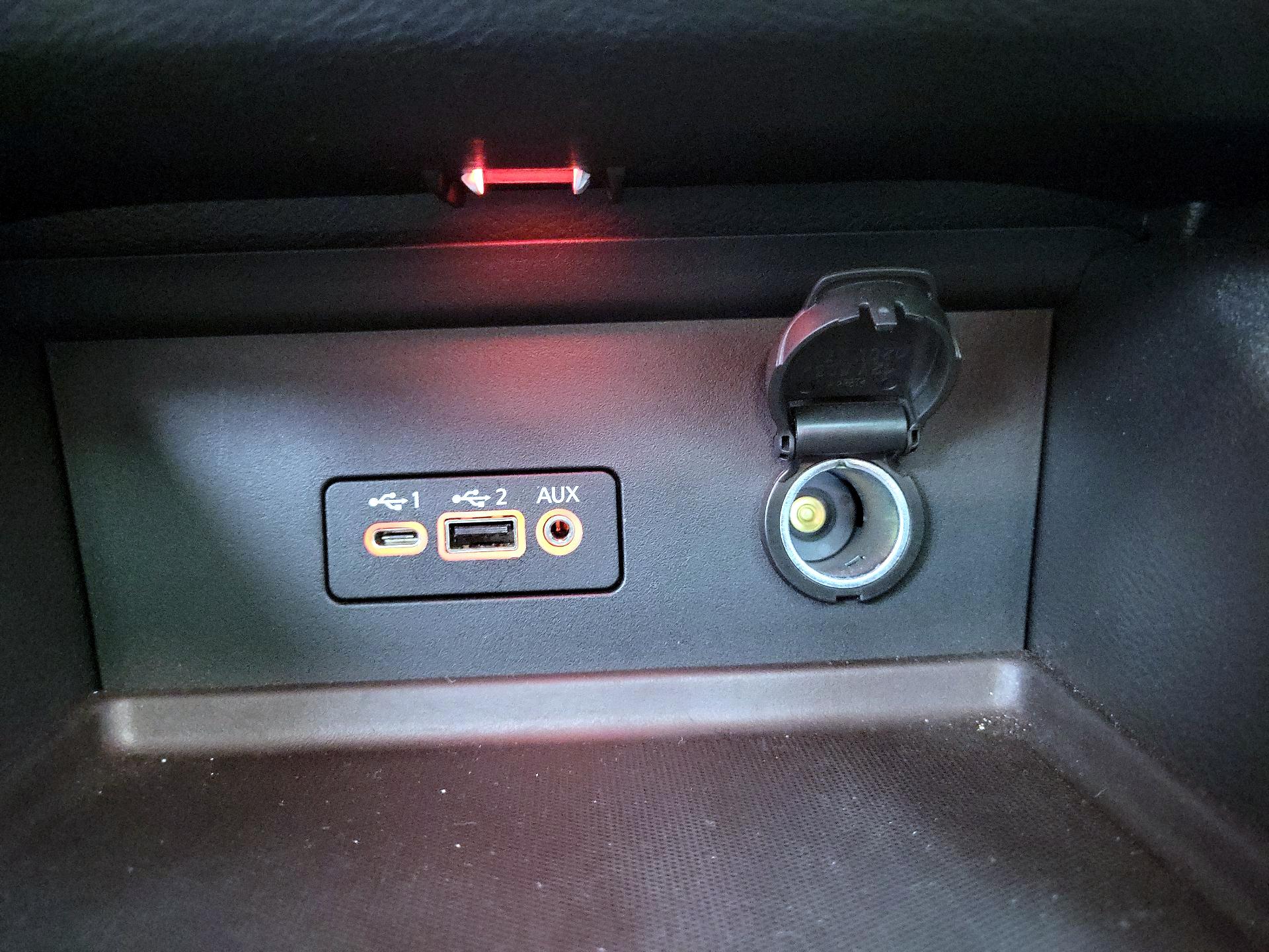 Thumbnail: 2023 Nissan Sentra - 18