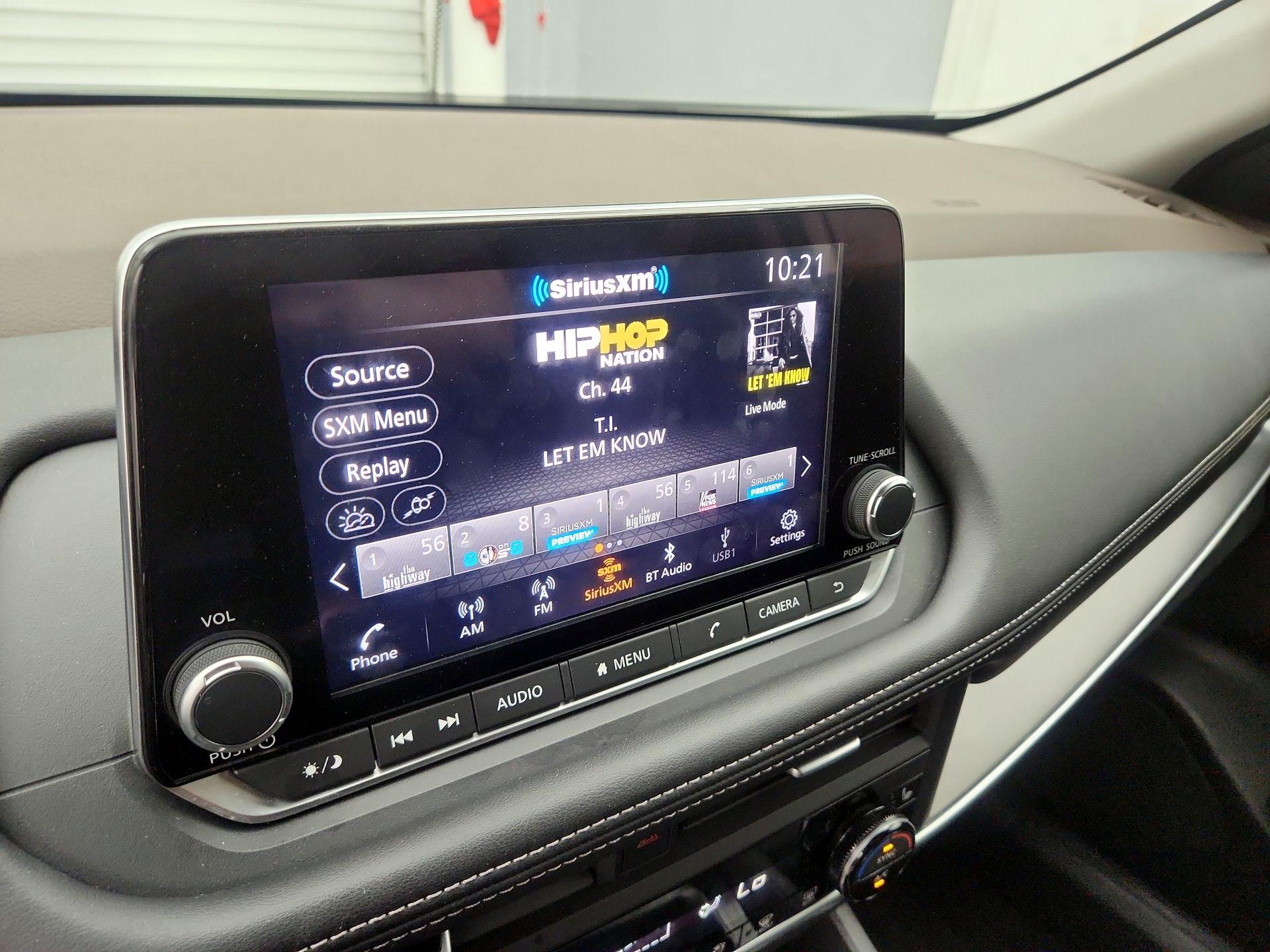 Thumbnail: 2023 Nissan Rogue - 15