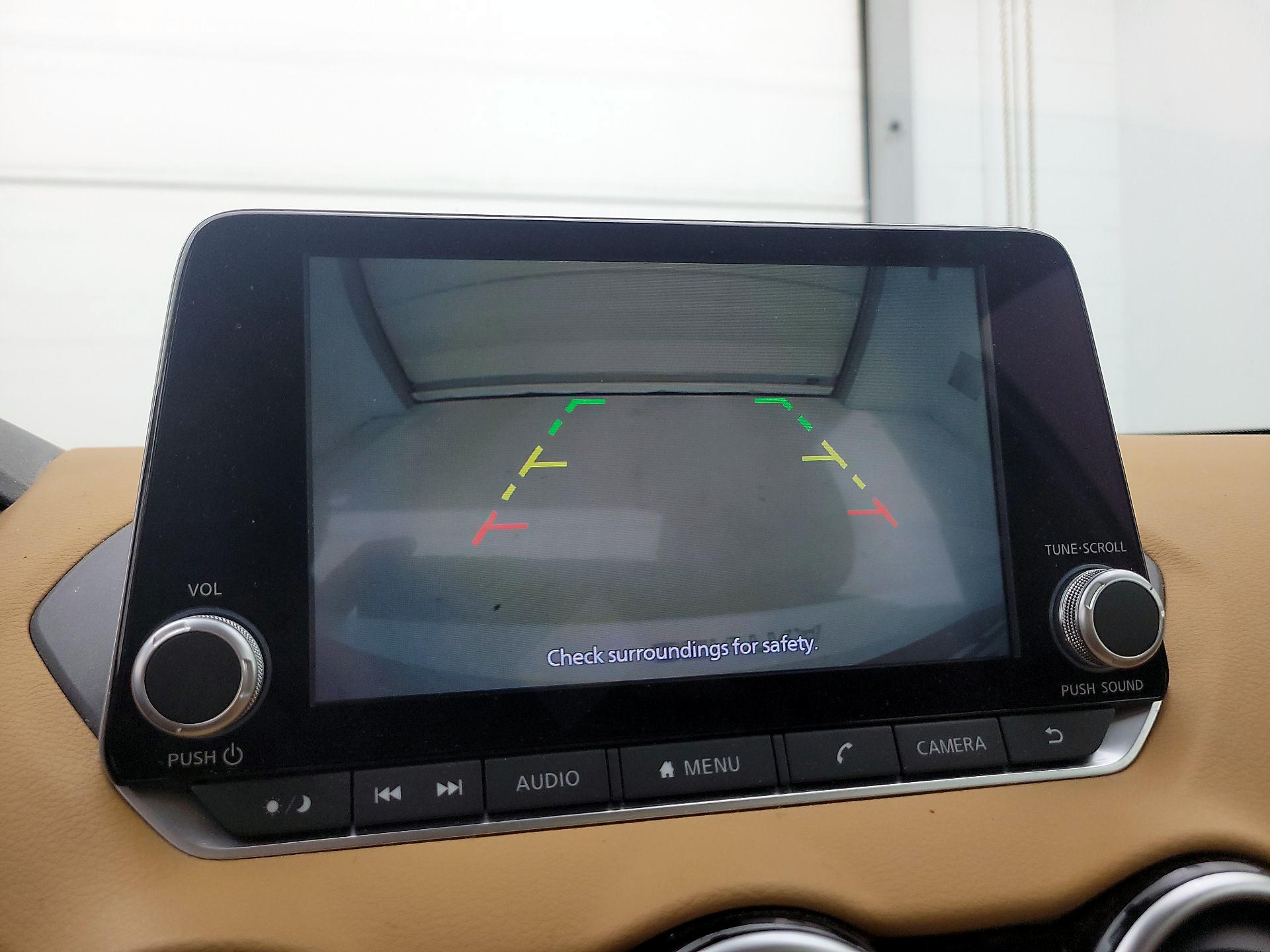 Thumbnail: 2023 Nissan Sentra - 14