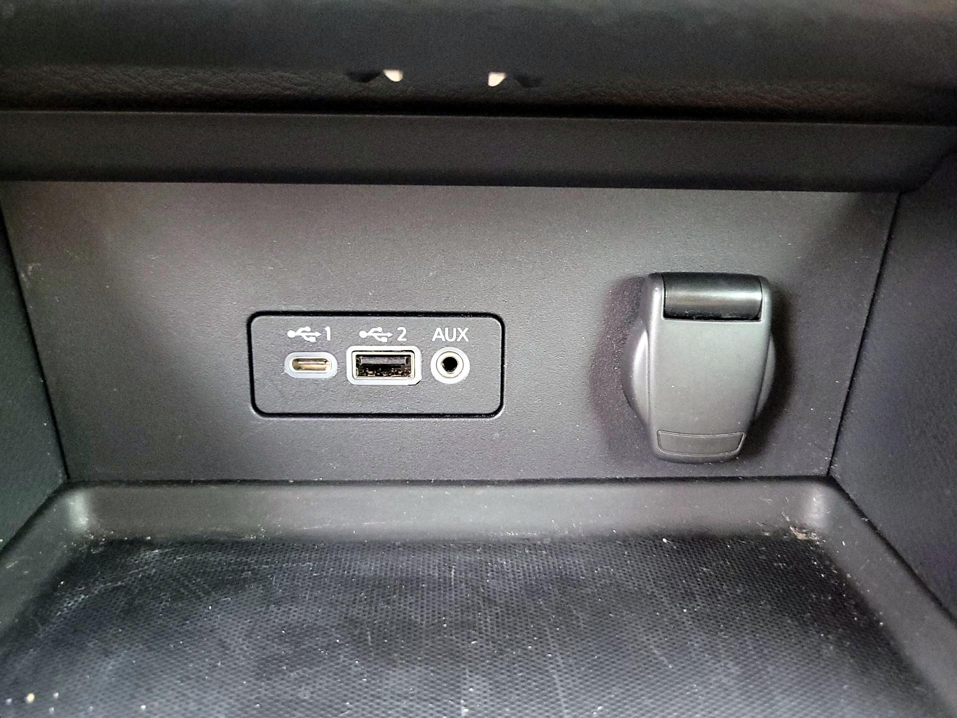 Thumbnail: 2023 Nissan Sentra - 18