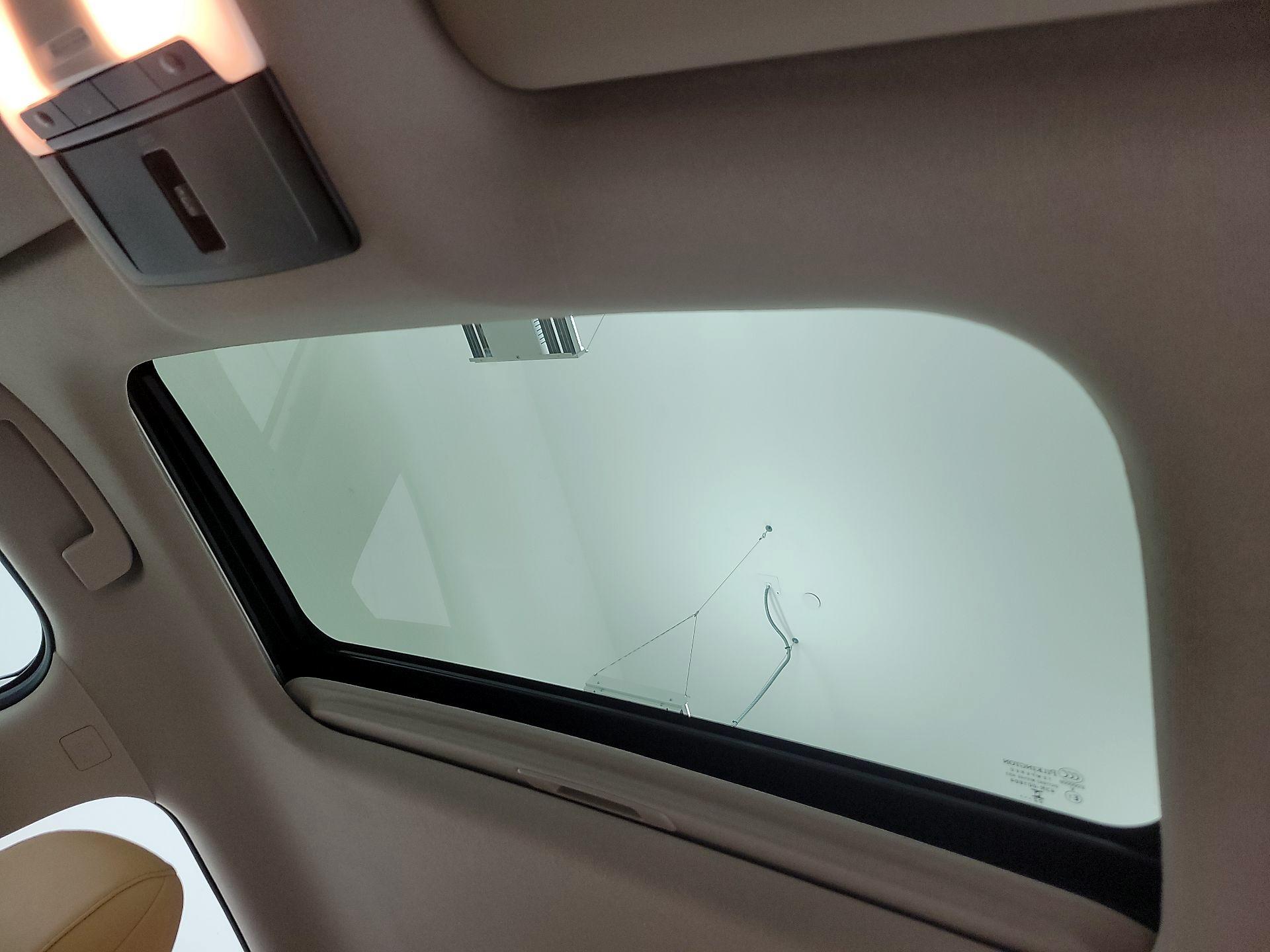 Thumbnail: 2023 Nissan Sentra - 19