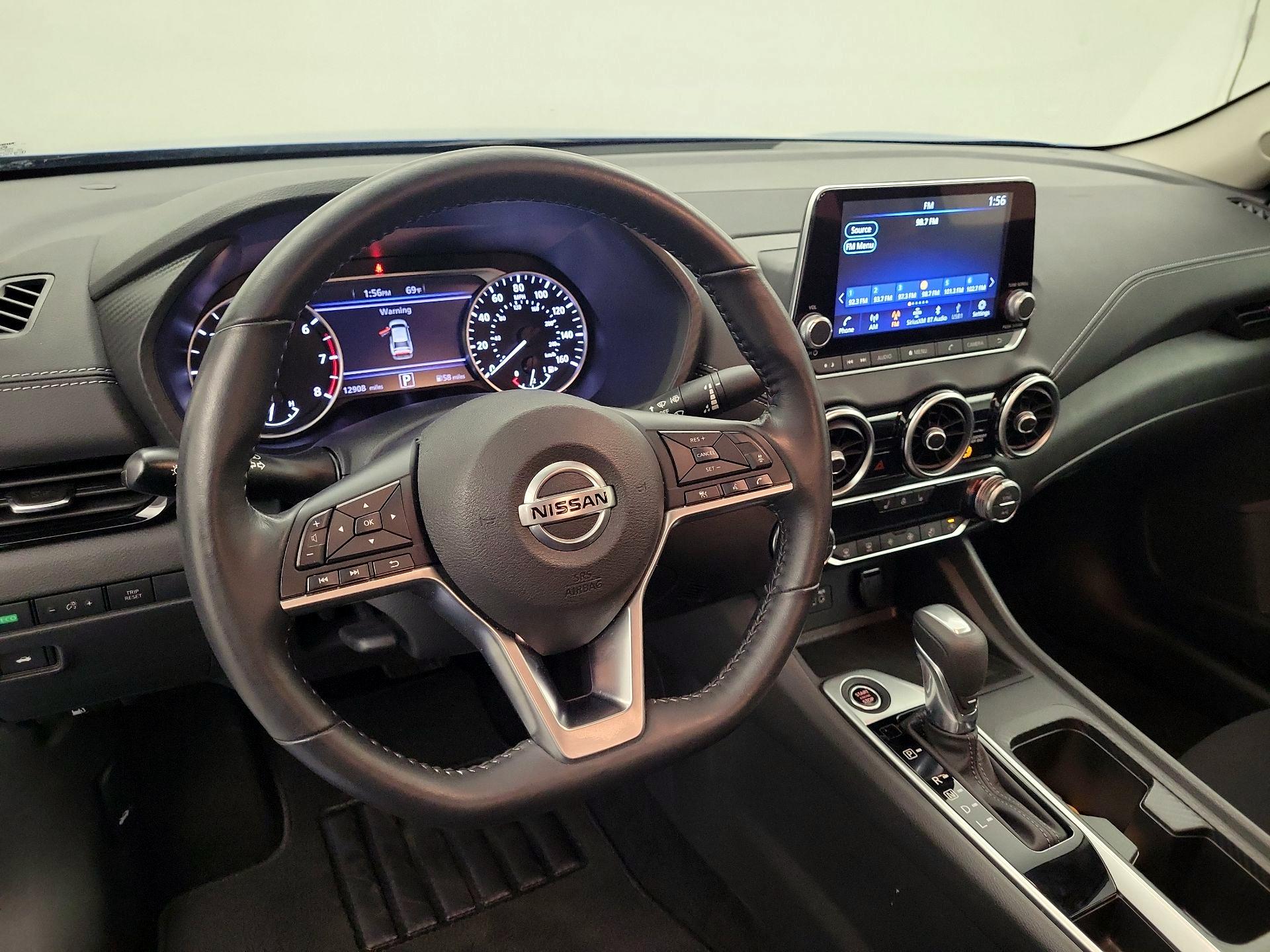 Thumbnail: 2023 Nissan Sentra - 9