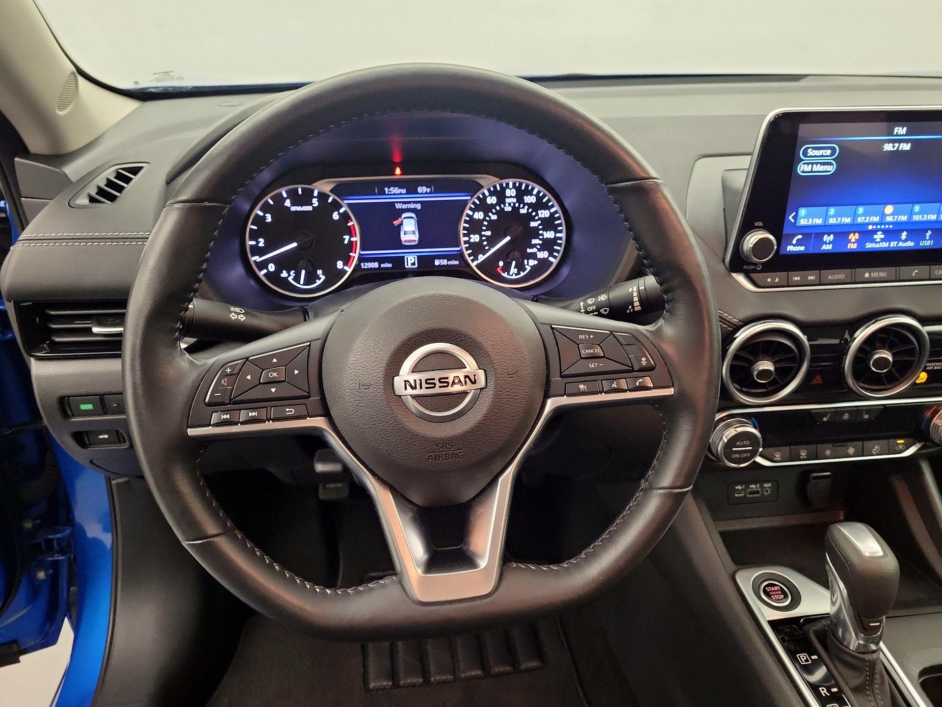 Thumbnail: 2023 Nissan Sentra - 10