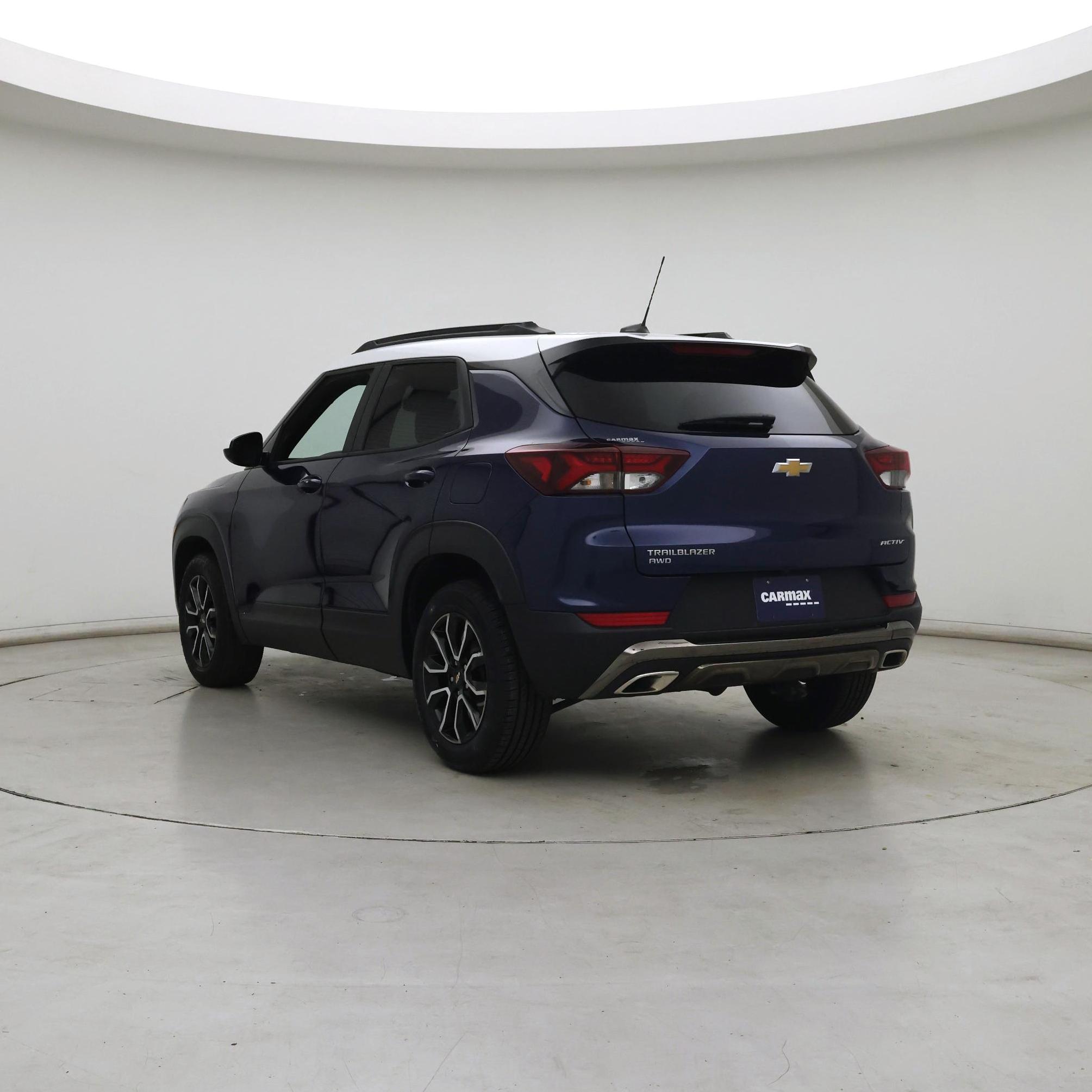 Thumbnail: 2023 Chevrolet TrailBlazer - 2